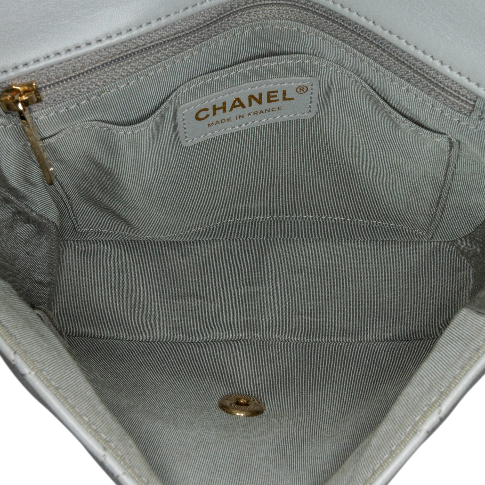 Chanel | Pre-Owned Quilted Calfskin Bolero de Flap - II | Gray - Image 5