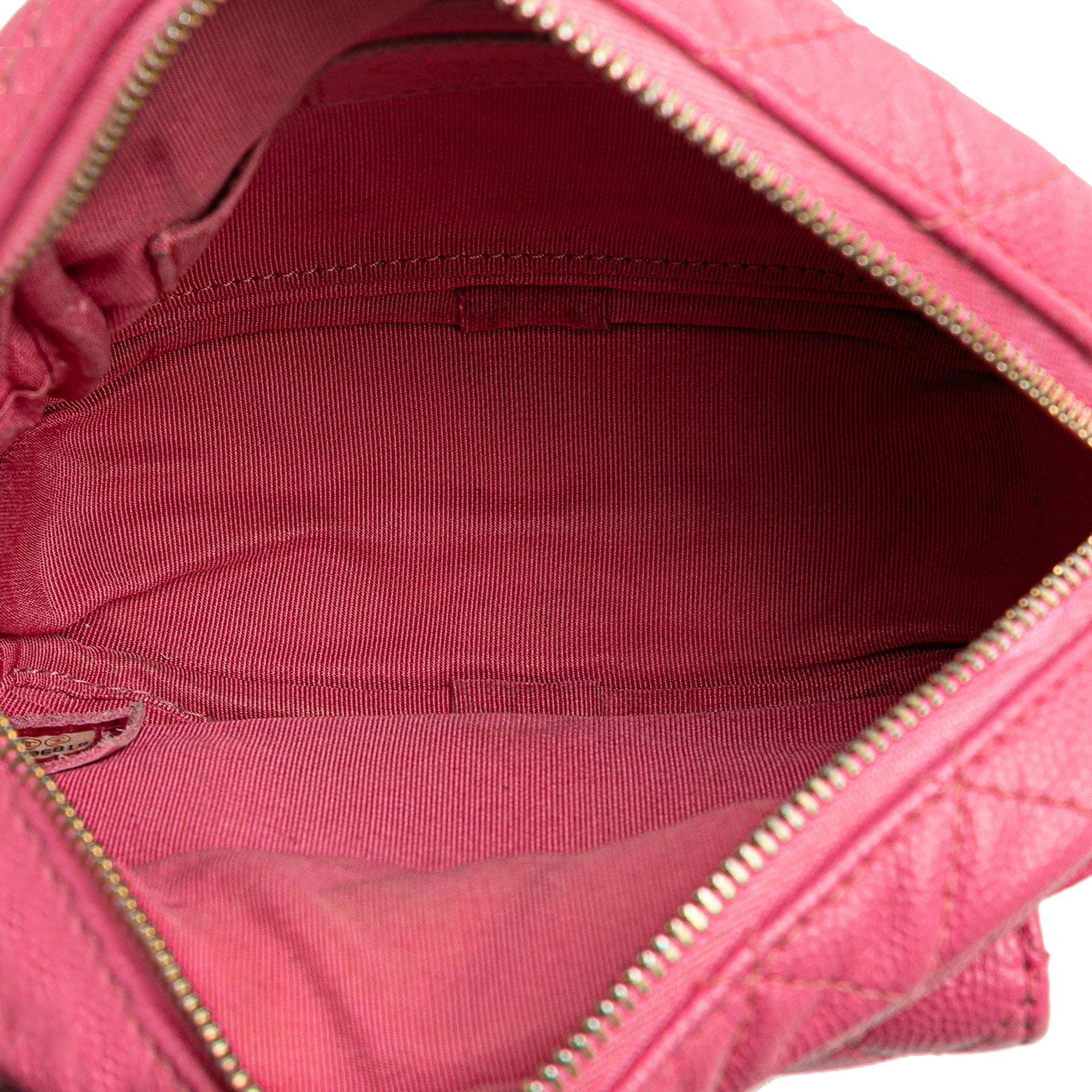 Chanel | Pre-Owned Quilted Caviar CC Day Camera Bag | Pink - Image 4