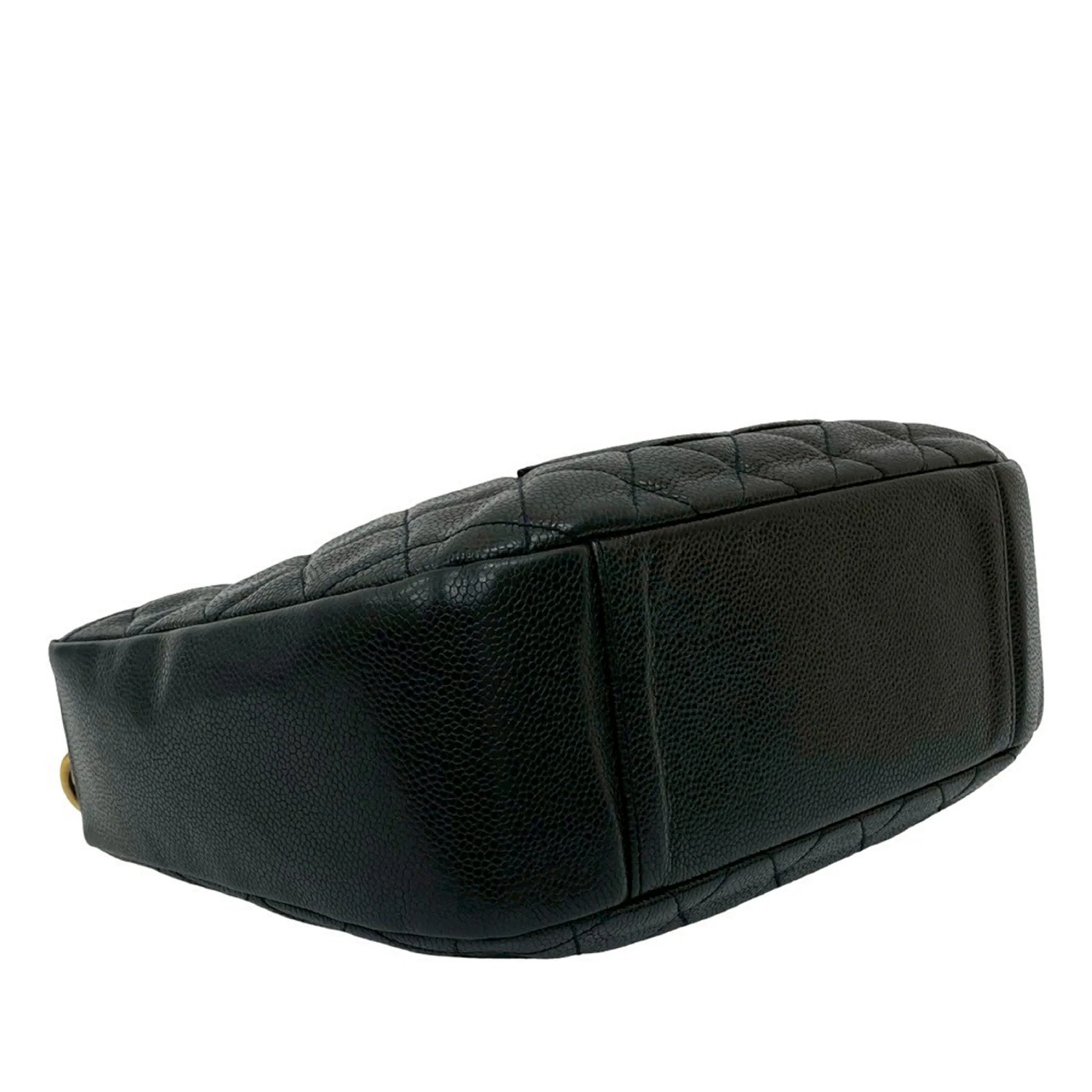 Chanel | Pre-Owned Quilted Caviar Timeless CC Shoulder Bag | Black - Image 4