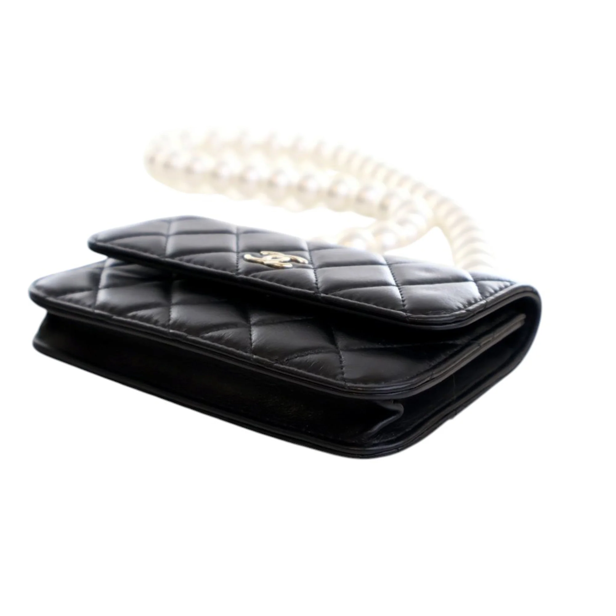Chanel | Pre-Owned Quilted Lambskin Maxi Pearls Clutch With Chain | Black - Image 13