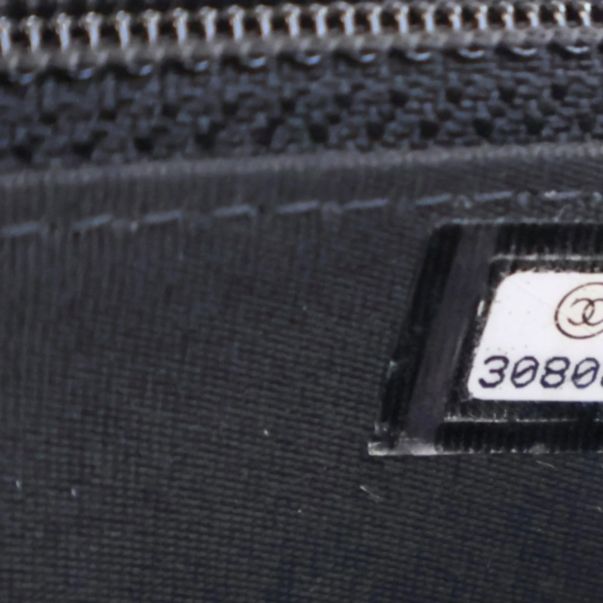 Chanel | Pre-Owned Quilted Lambskin Maxi Pearls Clutch With Chain | Black - Image 15