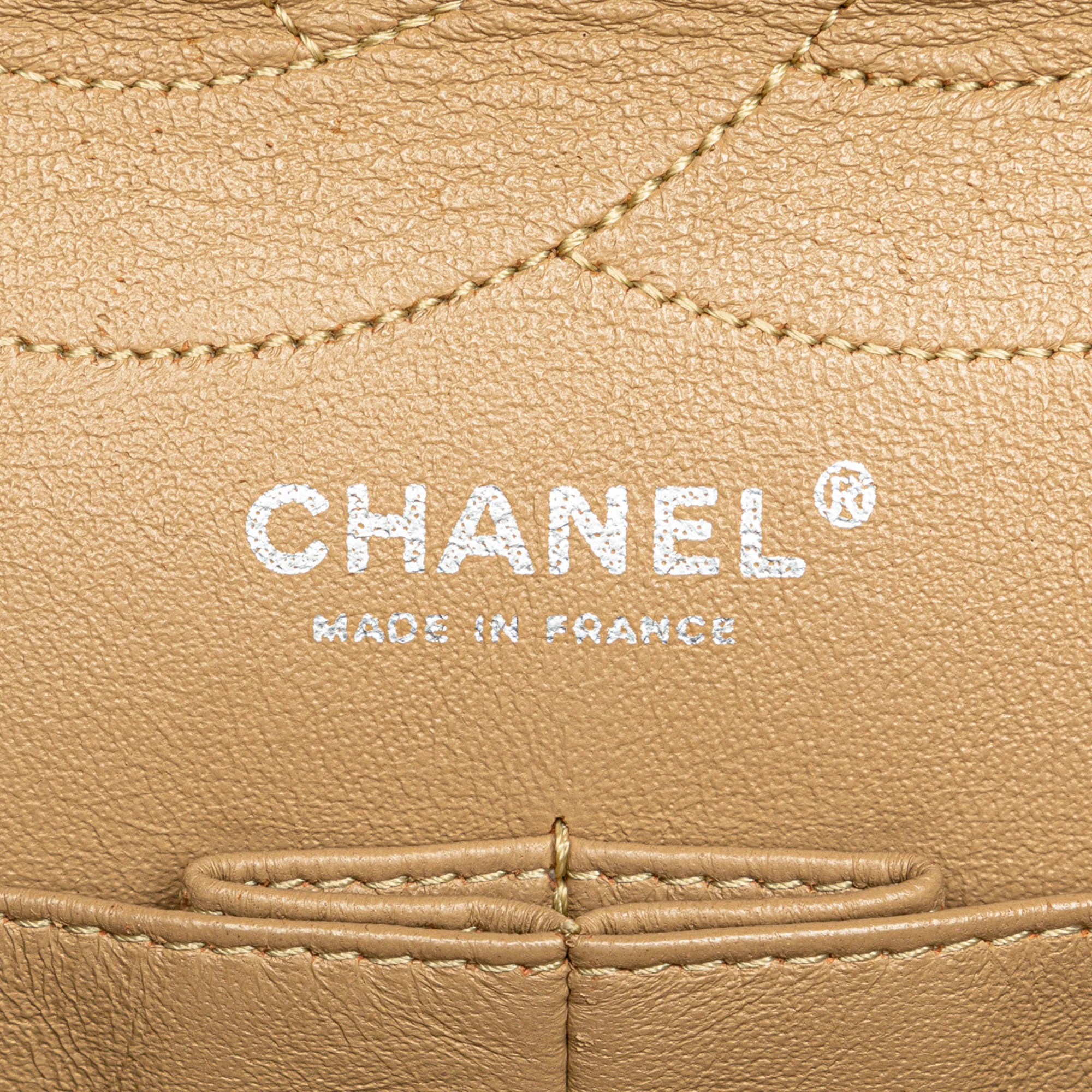 Chanel | Pre-Owned Reissue 2.55 Aged Calfskin Double Flap 227 | Gold - Image 5