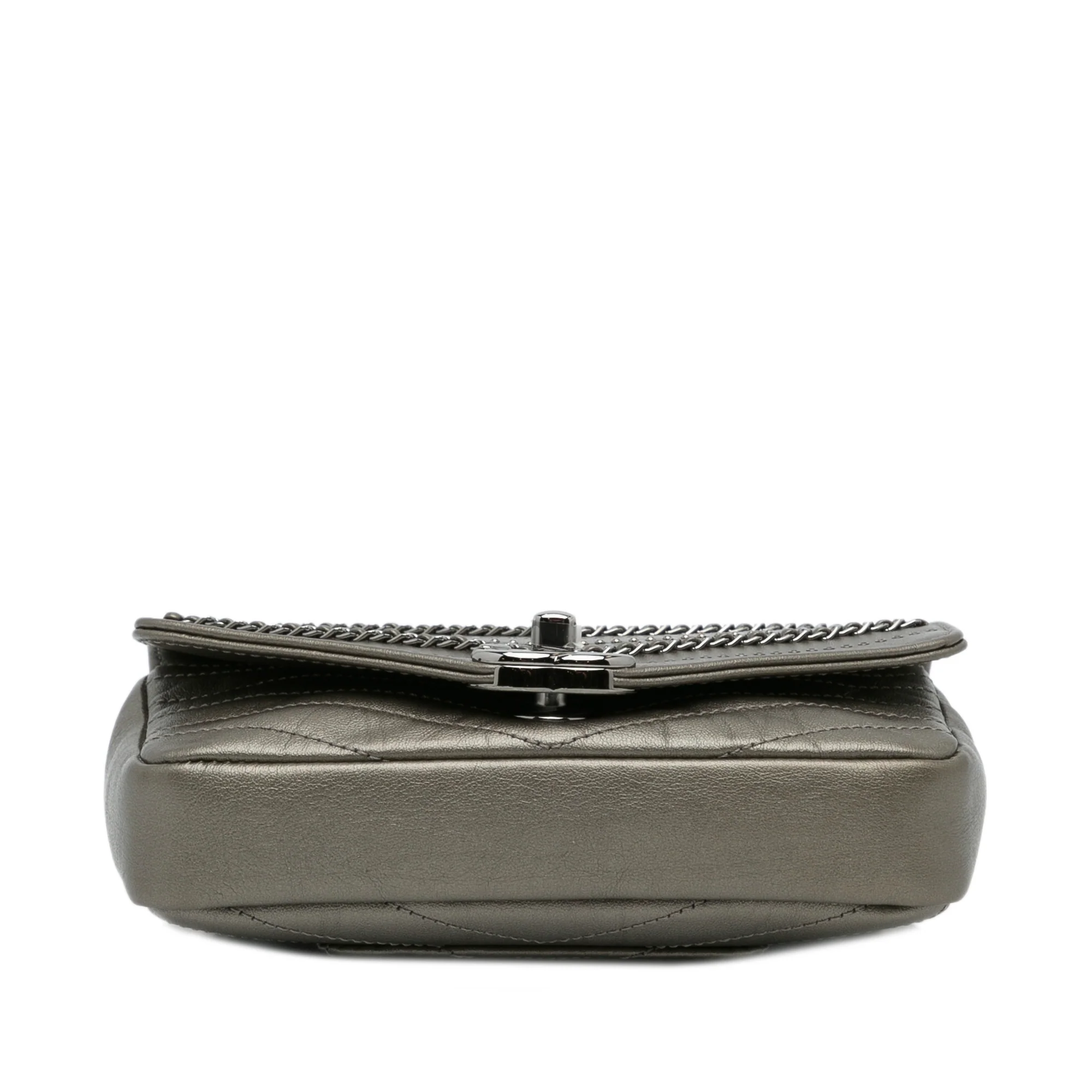 Chanel | Pre-Owned Small Chevron Data Center Envelope Flap Bag | Gold - Image 6