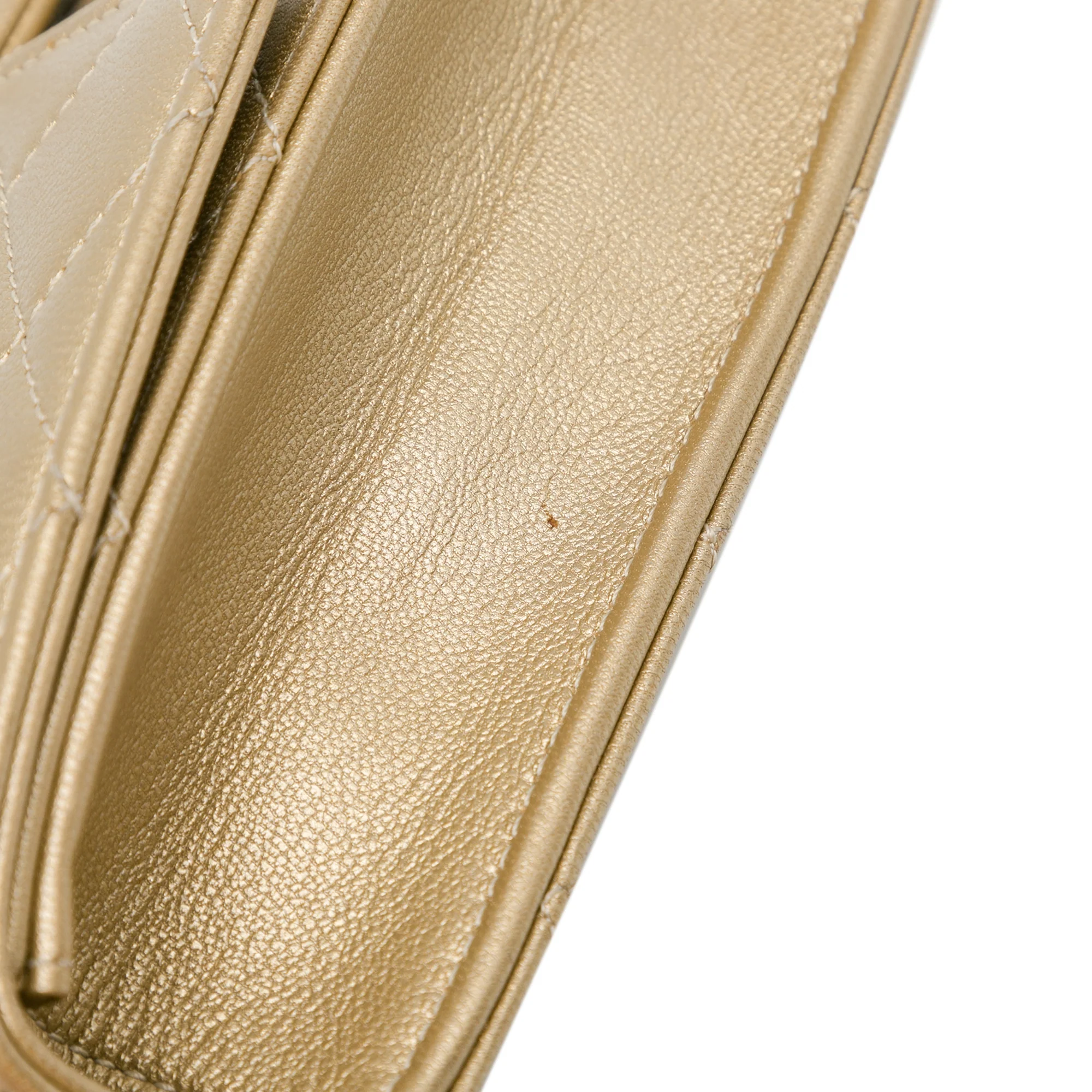 Chanel | Pre-Owned Small Lambskin Chic Pearls Flap | Gold - Image 4