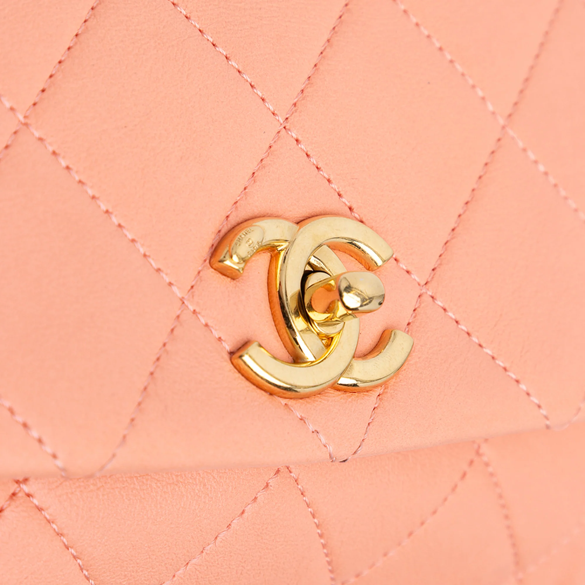 Chanel | Pre-Owned Small Lambskin Color Match Flap | Pink/Salmon - Image 9