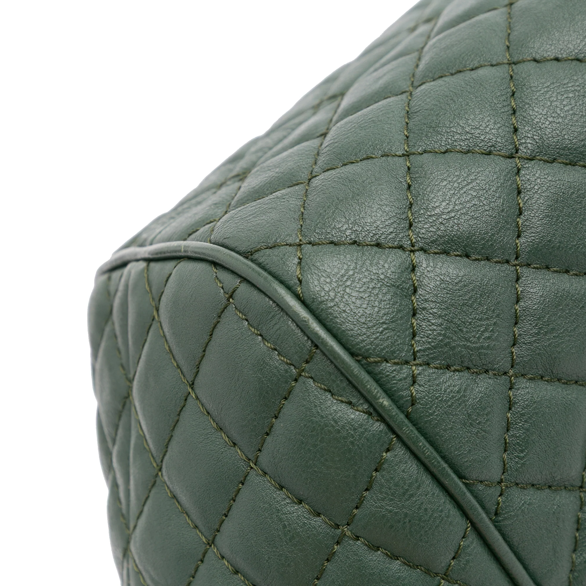 Chanel | Pre-Owned Small Quilted Calfskin Colosseum Lock Frame Bowling Bag | Green/Dark Green - Image 8