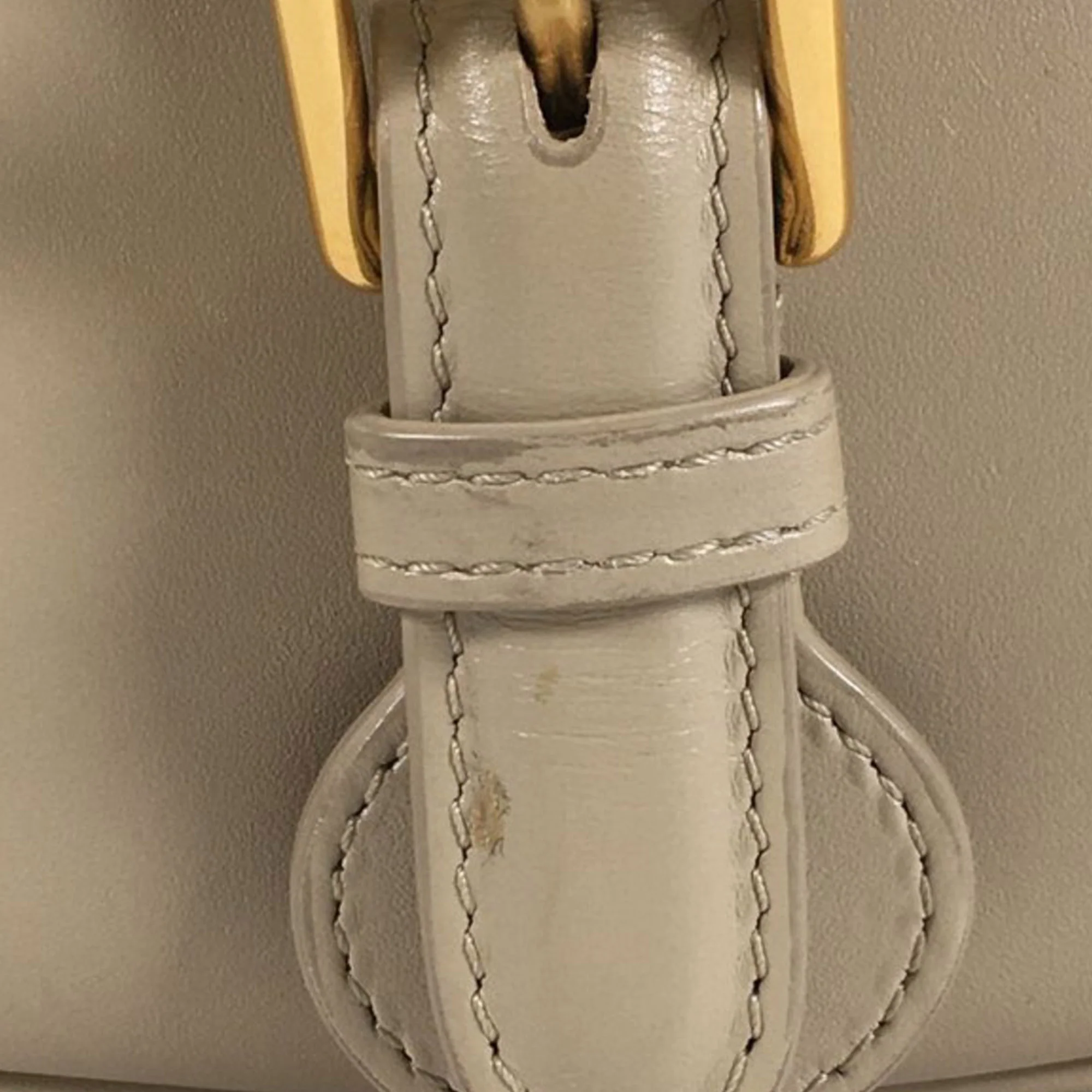 Dior | Pre-Owned Medium Leather Bobby | Beige - Image 13
