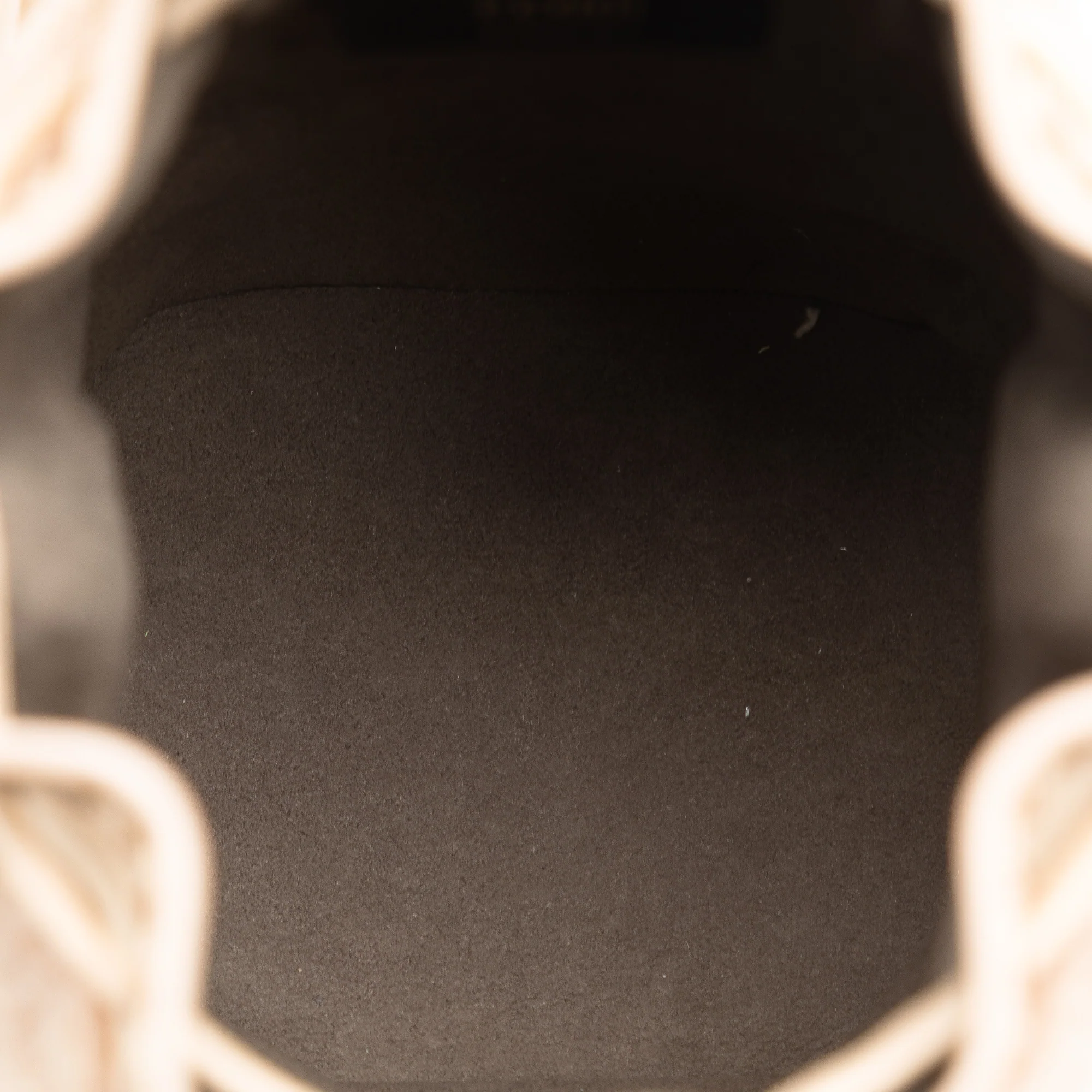 Fendi | Pre-Owned Shearling Mini Mon Tresor Bucket Bag | Pink - Image 6