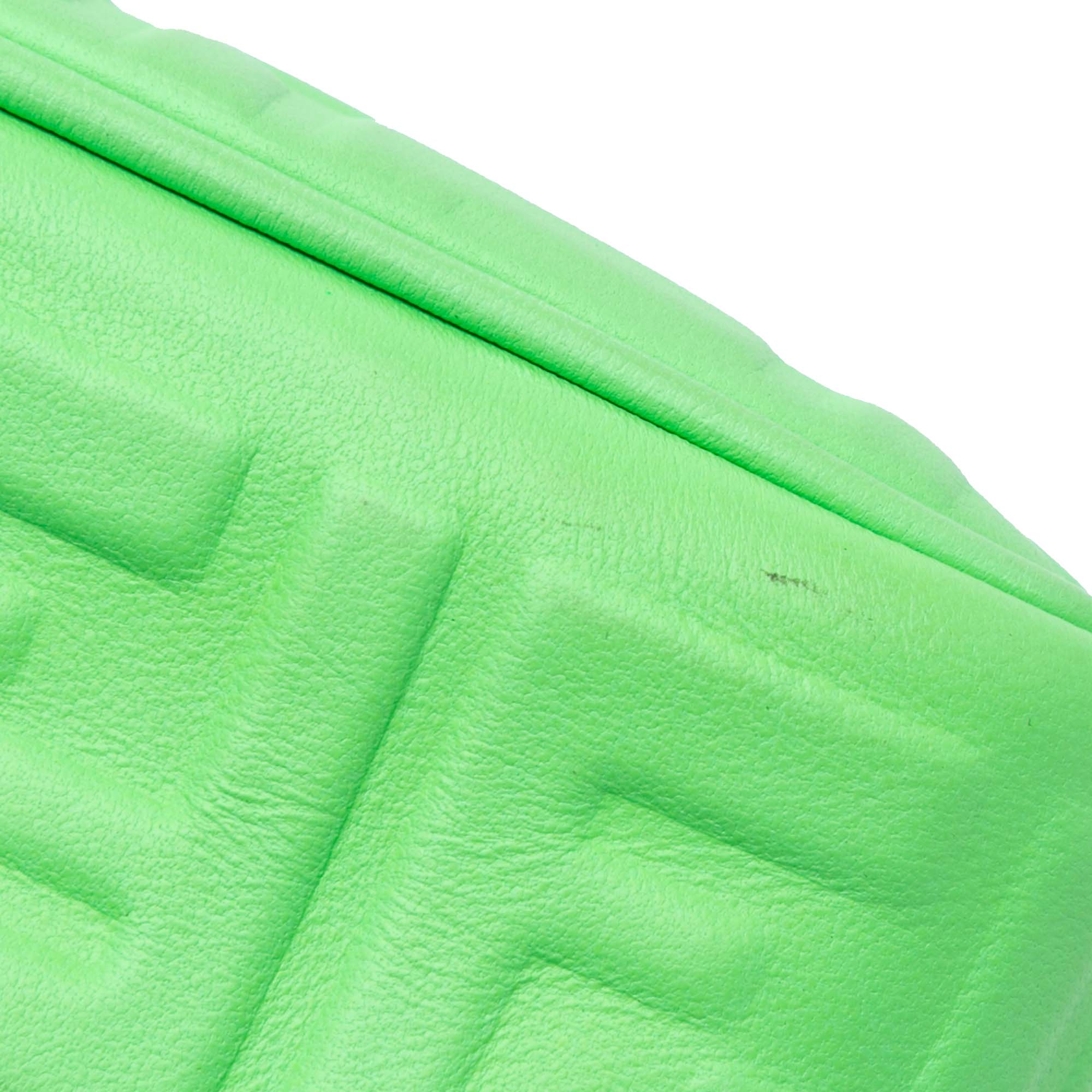 Fendi | Pre-Owned Zucca Embossed Leather Chain Midi Baguette - I | Green/Light Green - Image 6