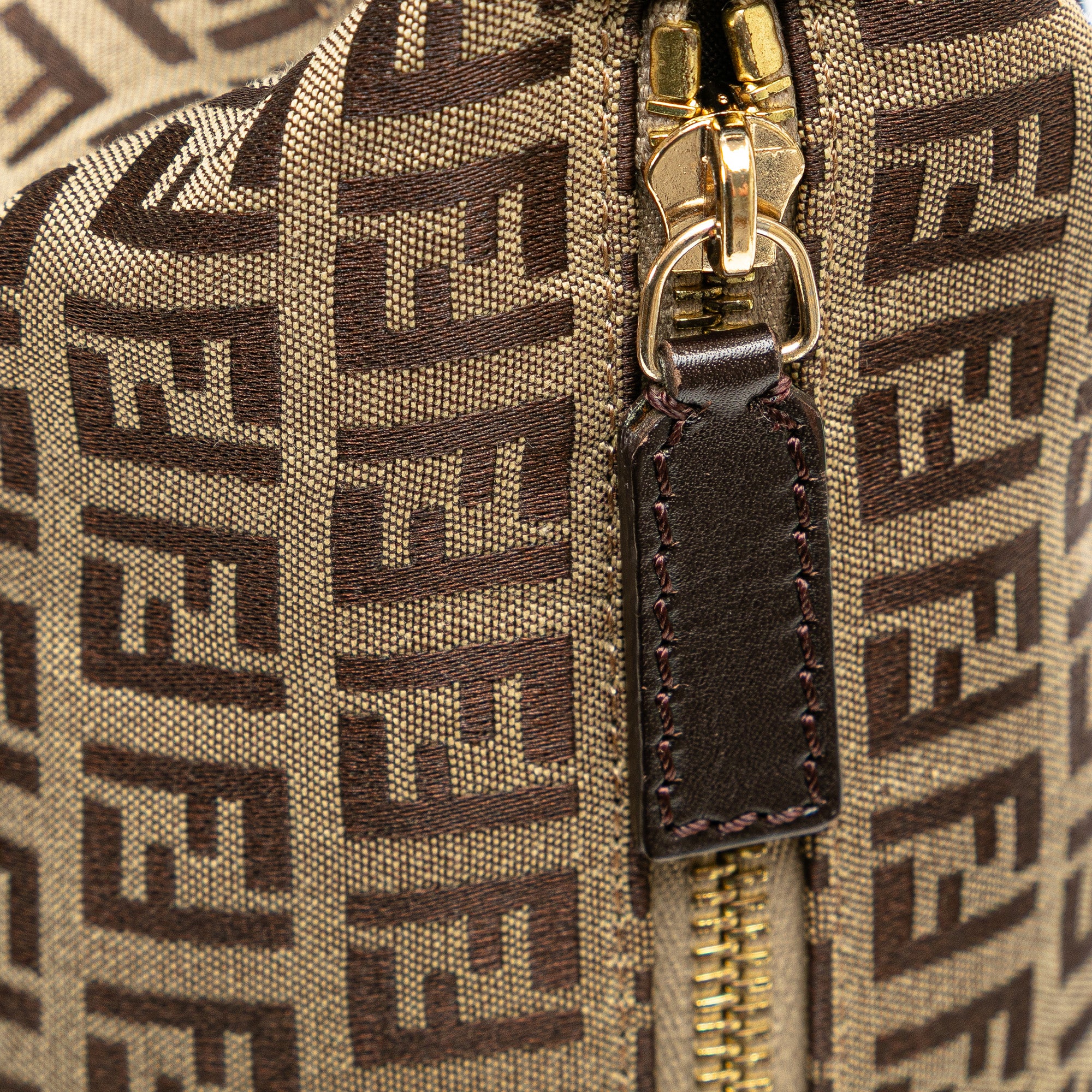 Fendi | Pre-Owned Zucchino Canvas Crossbody - IV | Beige - Image 11