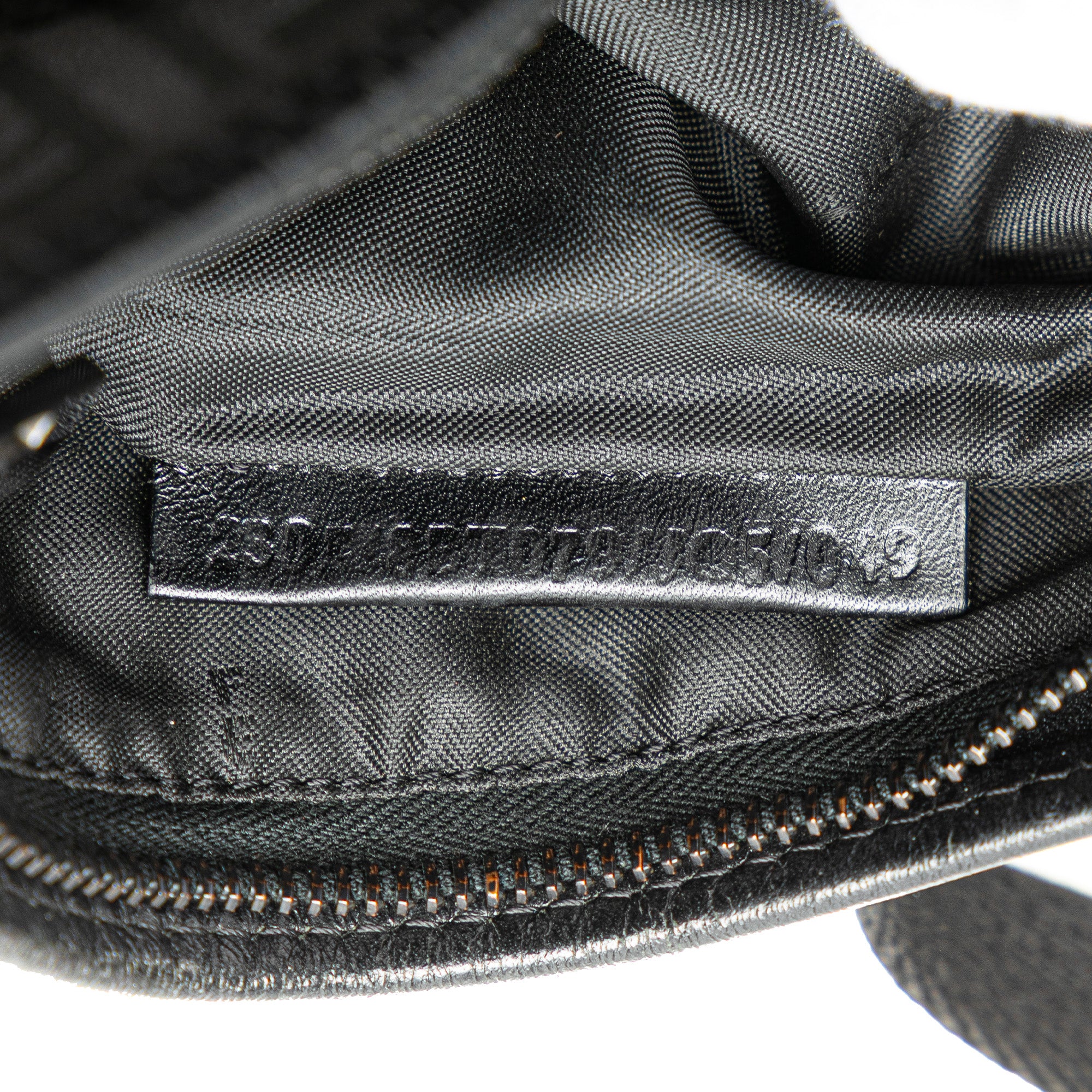 Fendi | Pre-Owned Zucchino Canvas Crossbody - IV | Black - Image 8