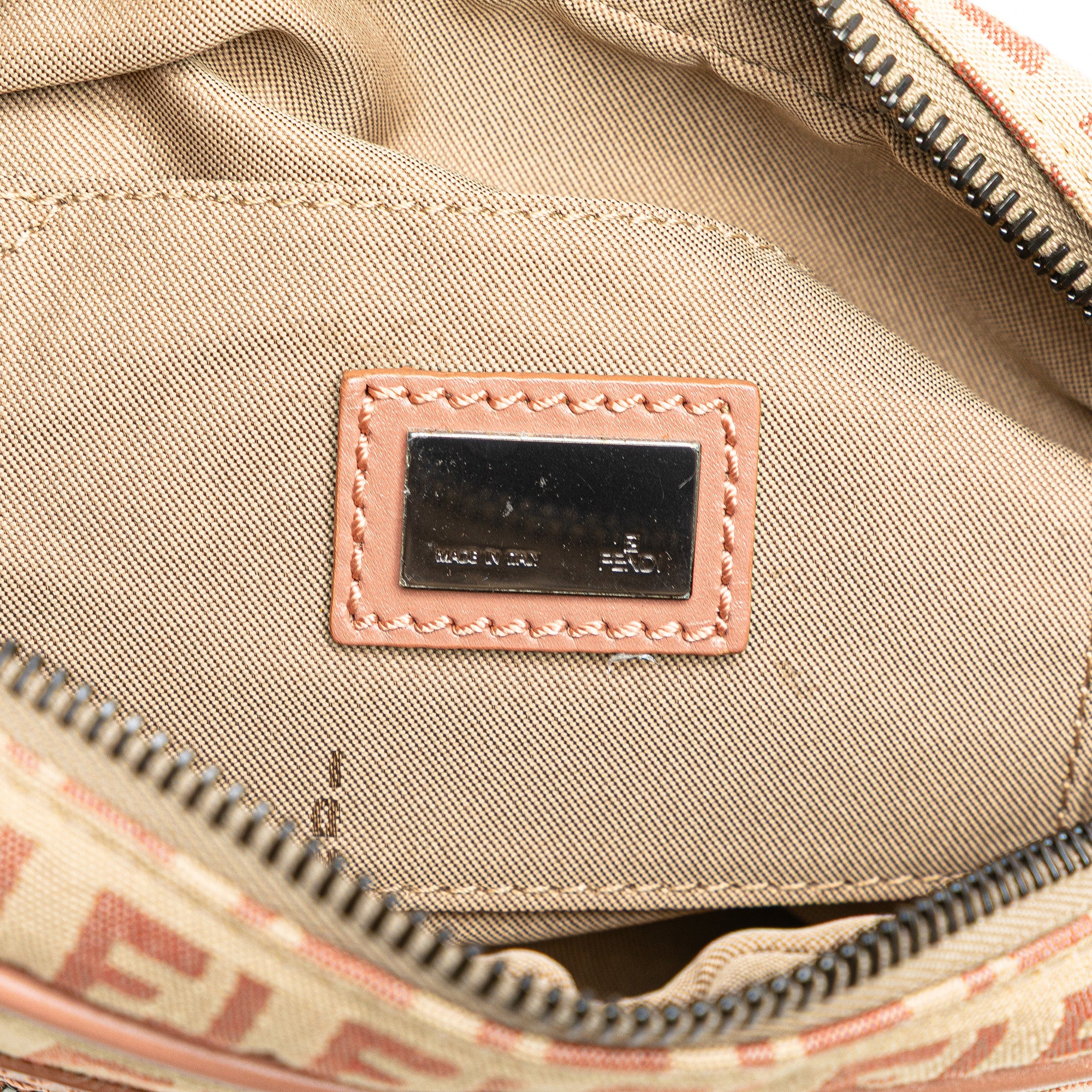 Fendi | Pre-Owned Zucchino Canvas Crossbody - VII | Beige - Image 8