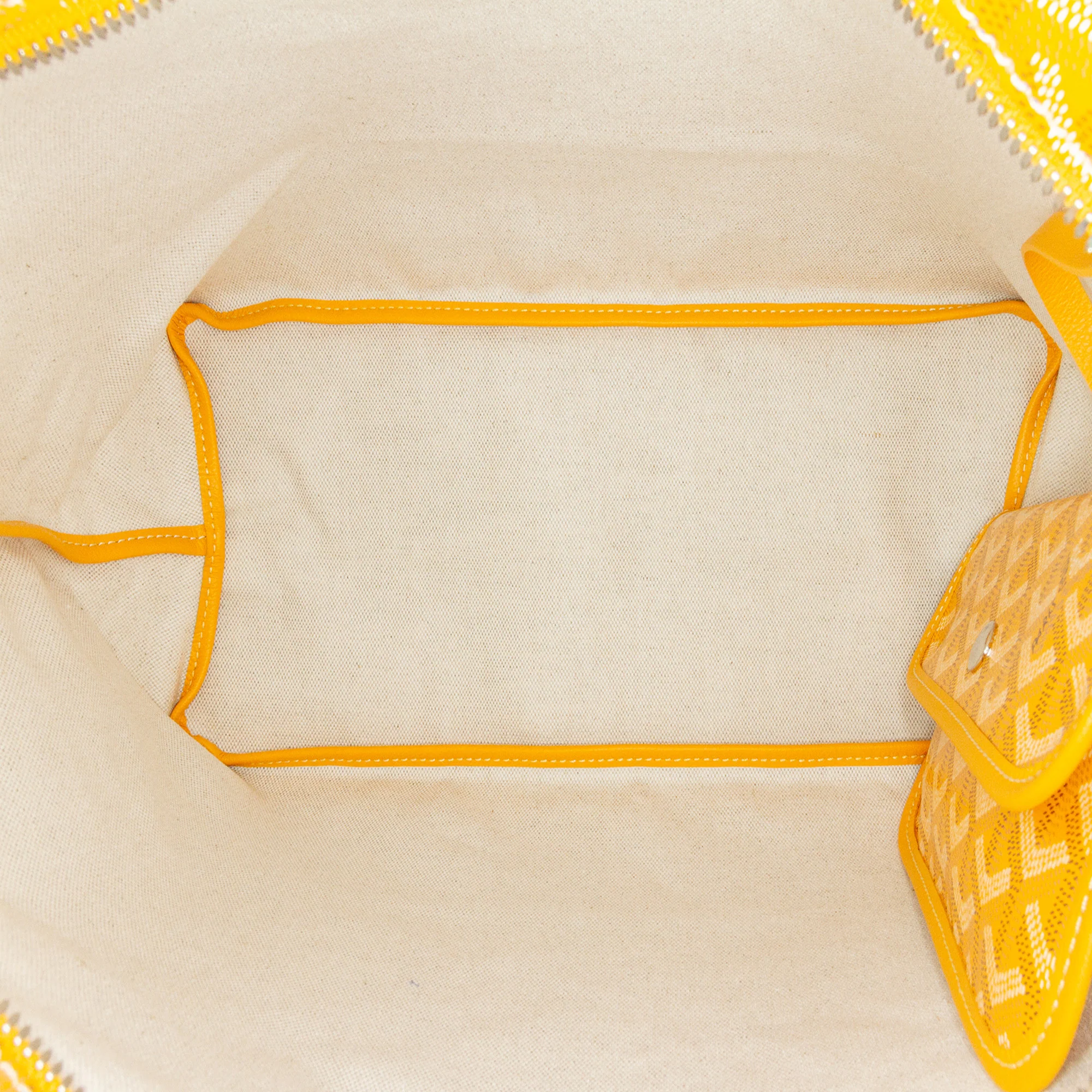 Goyard | Pre-Owned Goyardine Boheme Hobo - II | Yellow - Image 4