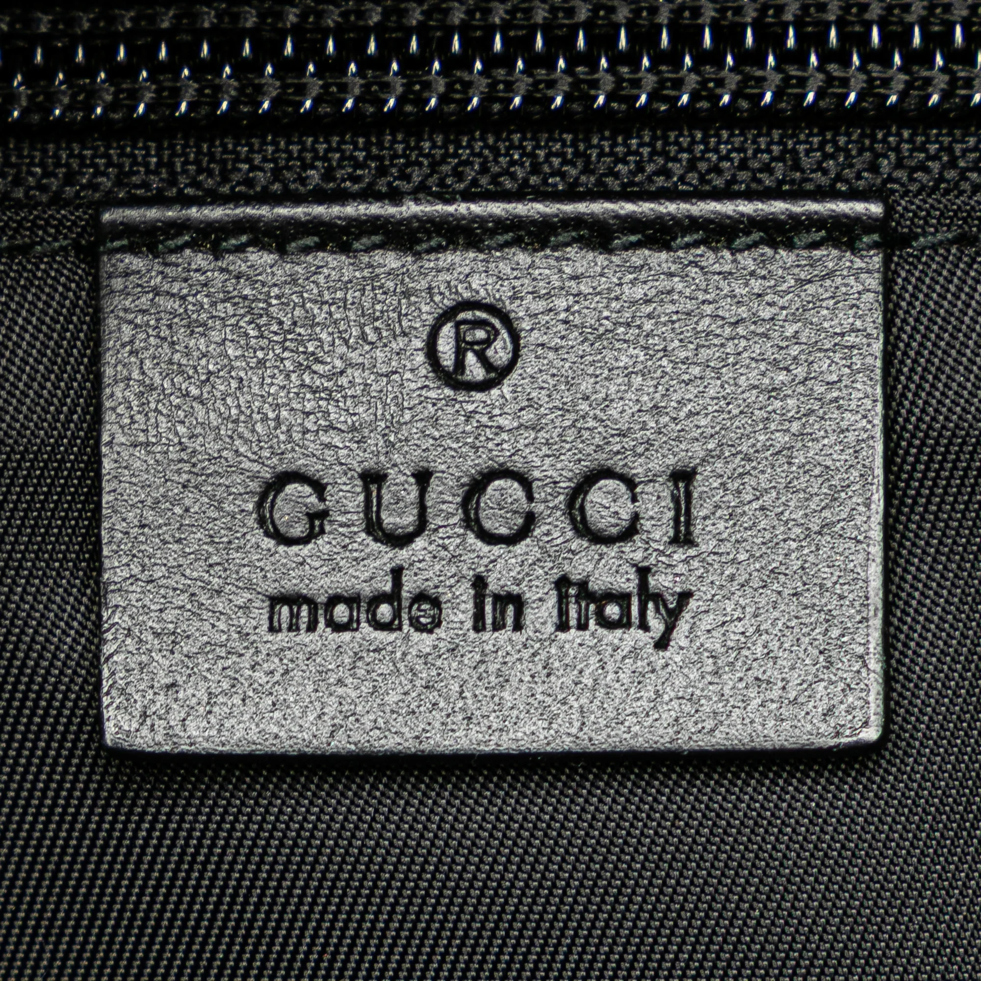Gucci | Pre-Owned Canvas Techno Web Belt Bag | Black - Image 6
