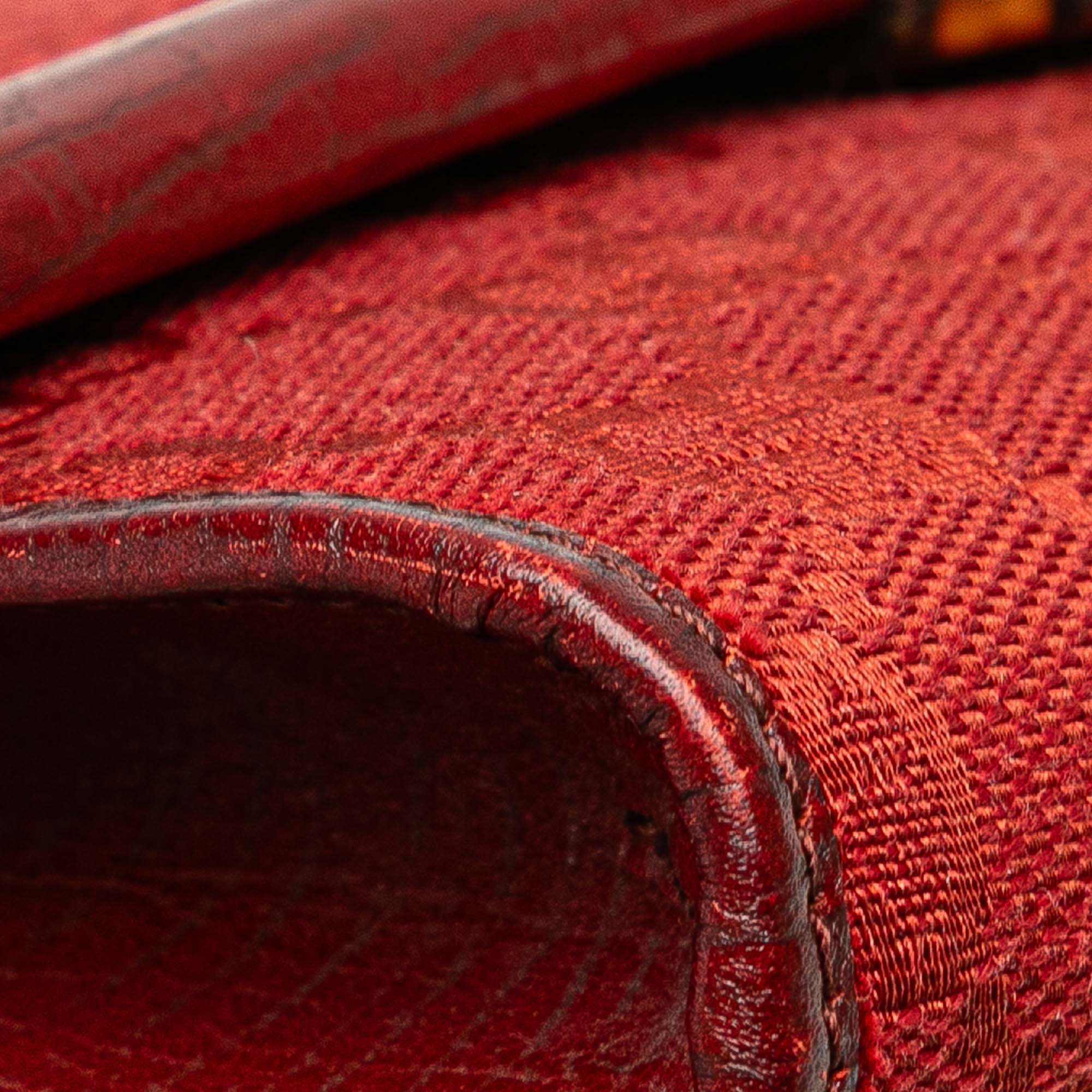Gucci | Pre-Owned GG Canvas Bamboo Bar Crossbody | Red - Image 11