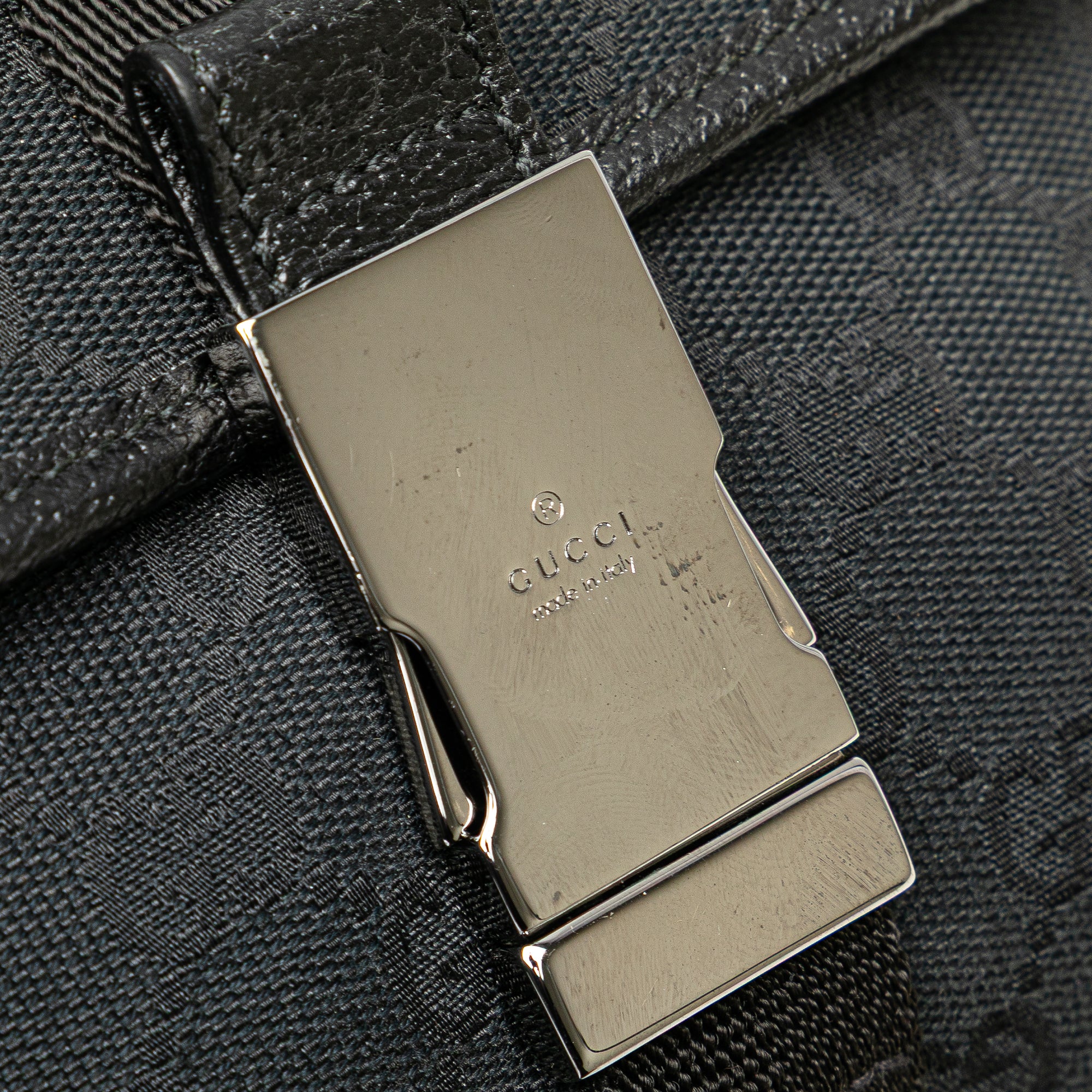 Gucci | Pre-Owned GG Canvas Belt Bag | Black - Image 10