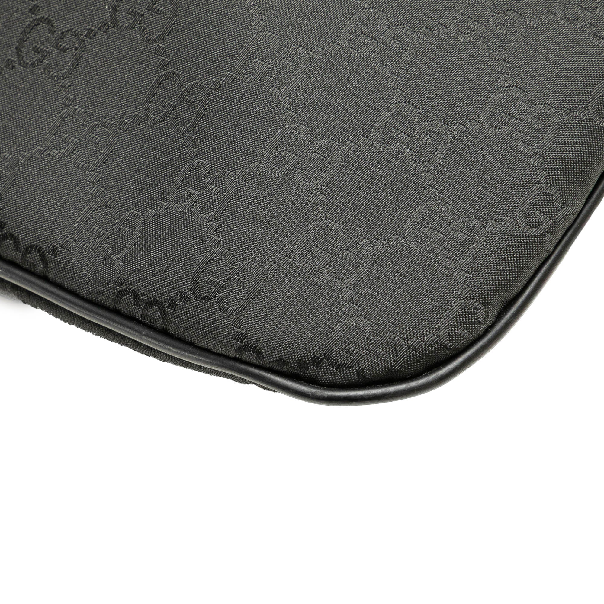 Gucci | Pre-Owned GG Nylon Crossbody | Black - Image 3