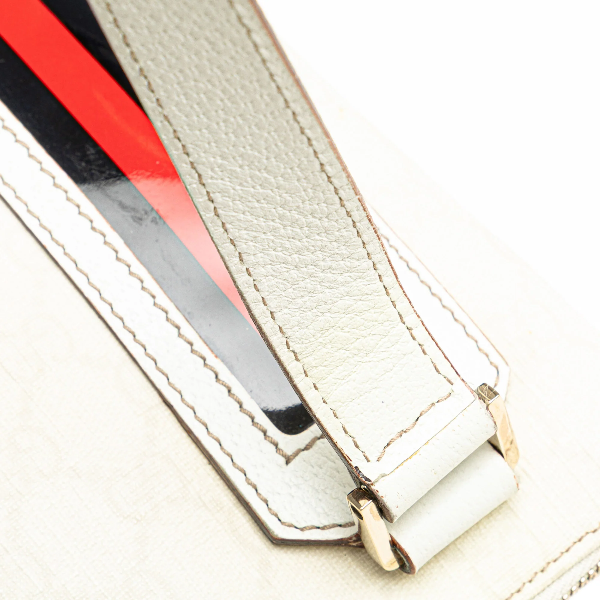 Gucci | Pre-Owned GG Supreme Web Crossbody | White - Image 2