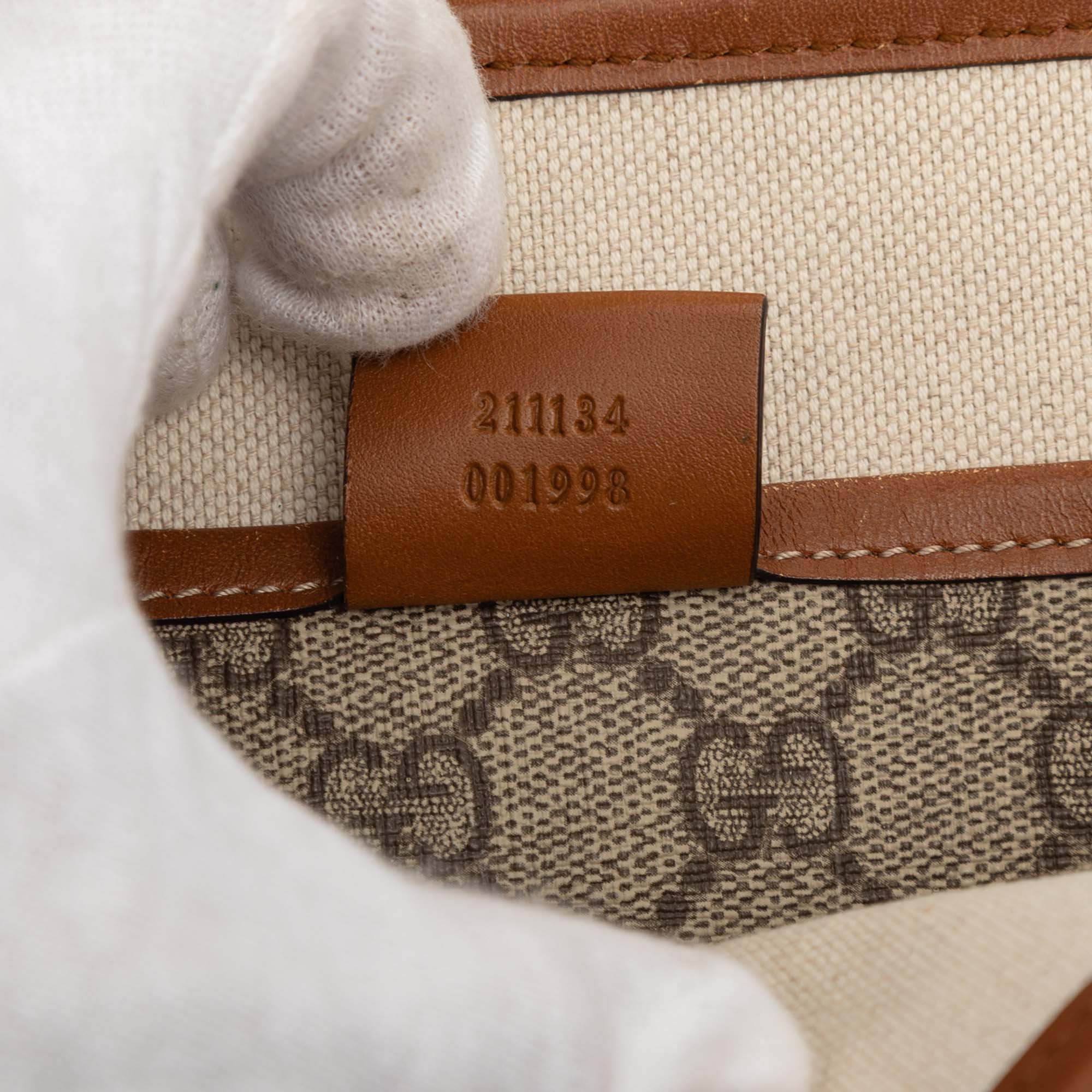 Gucci | Pre-Owned Medium GG Supreme Web Loop Tote | Beige - Image 8