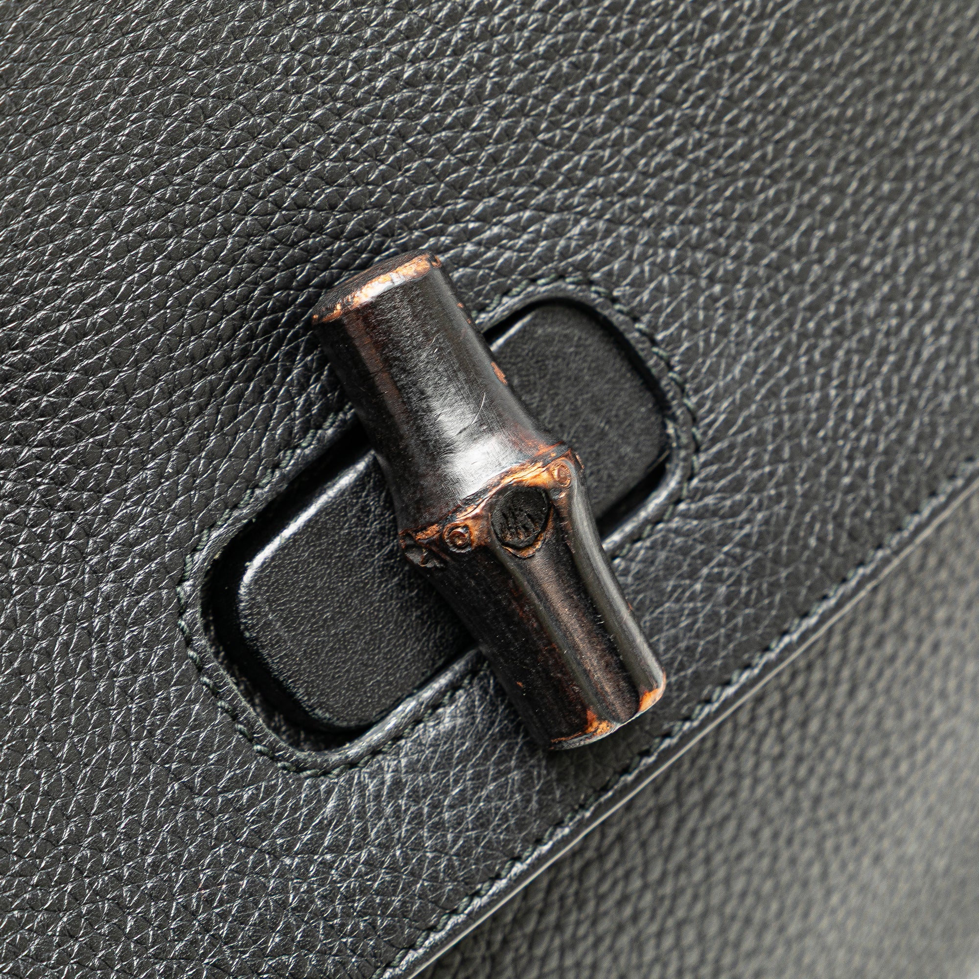 Gucci | Pre-Owned Medium Leather Bamboo Daily Satchel | Black - Image 13