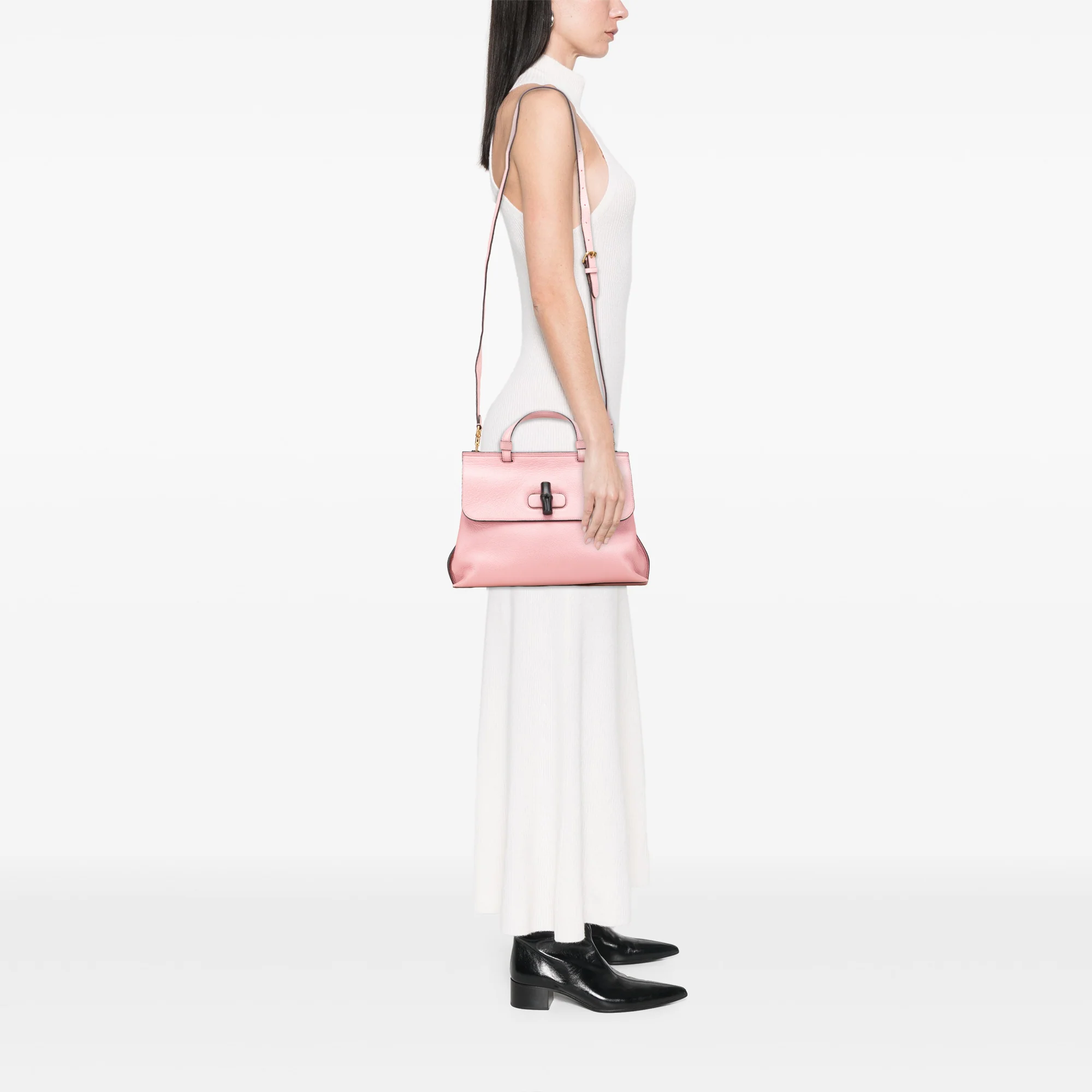 Gucci | Pre-Owned Medium Leather Bamboo Daily Satchel | Pink - Image 2