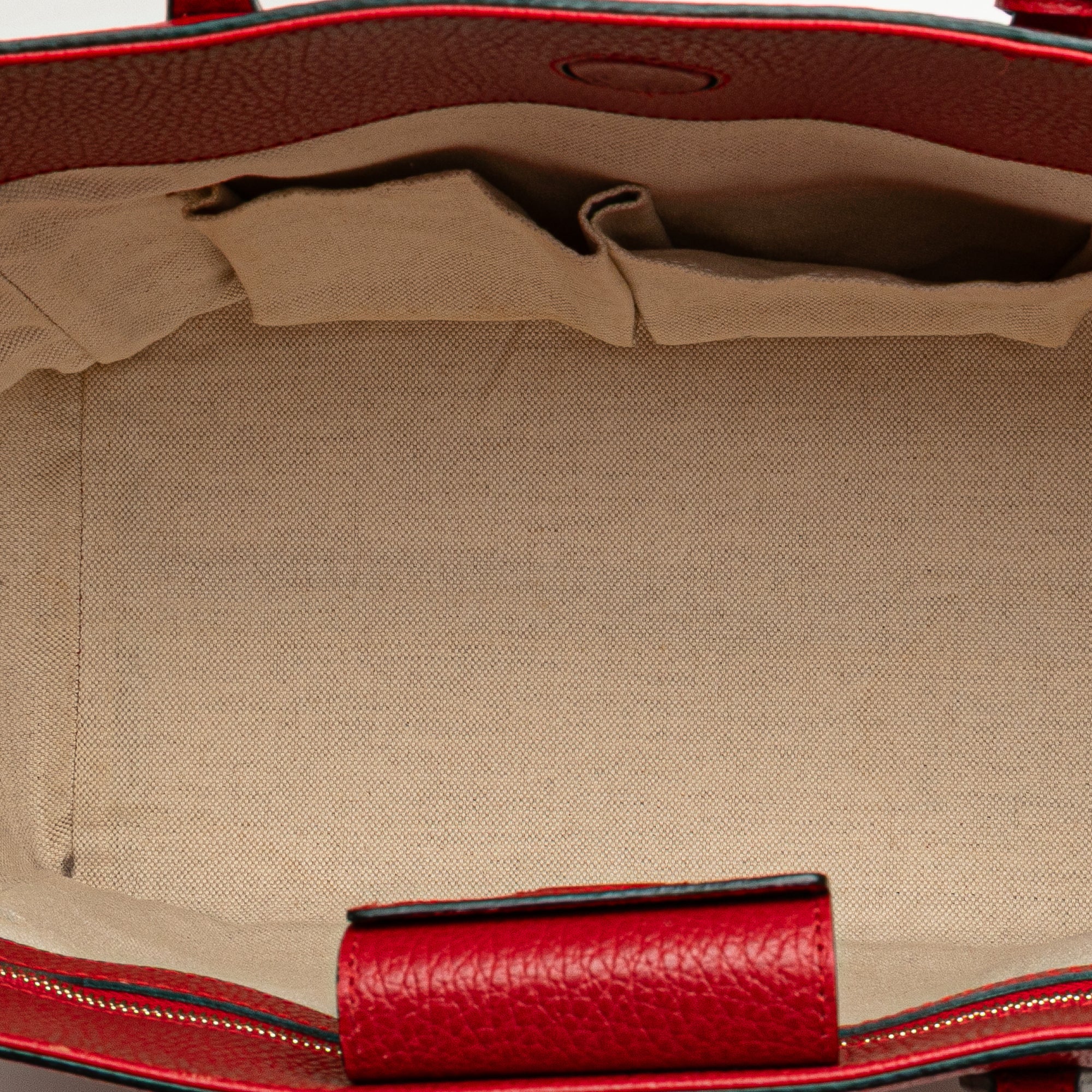Gucci | Pre-Owned Medium Leather Swing Tote | Red - Image 6