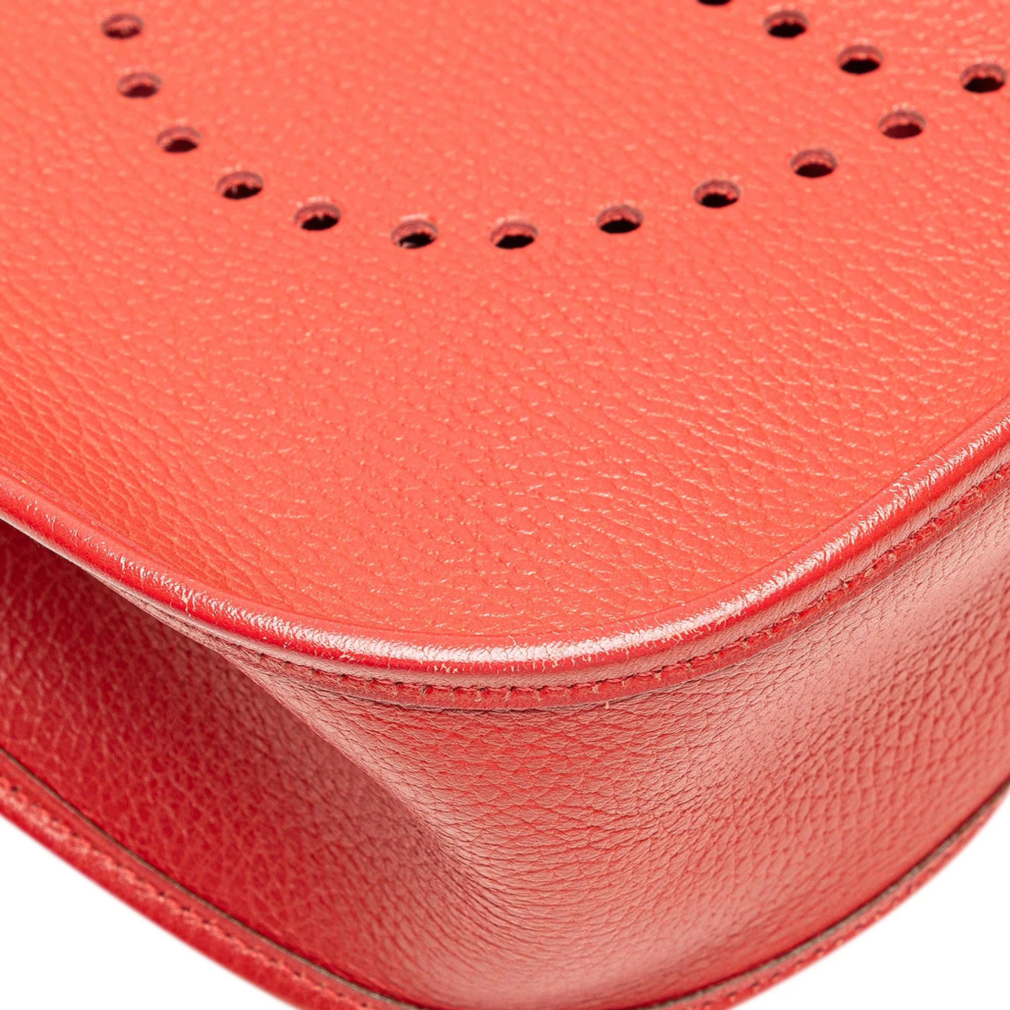 Hermes | Pre-Owned Clemence Evelyne I 33 - II | Red - Image 11