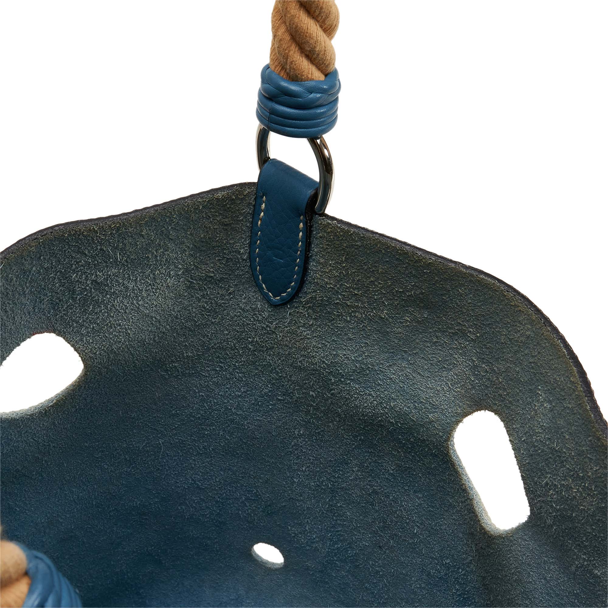Hermes | Pre-Owned Clemence Mangeoire Bucket PM | Blue - Image 10