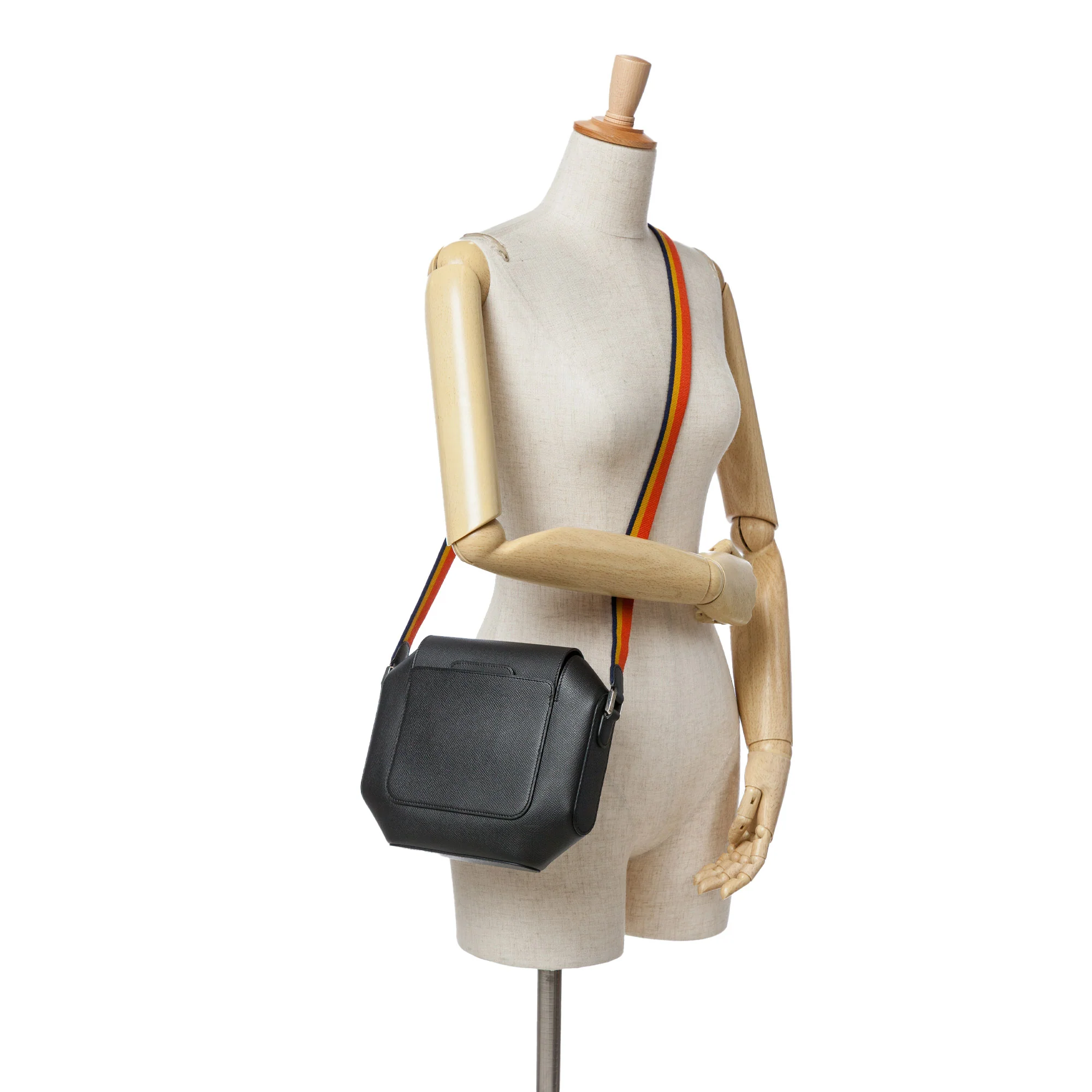 Hermes | Pre-Owned Epsom Octogone 23 | Black - Image 10
