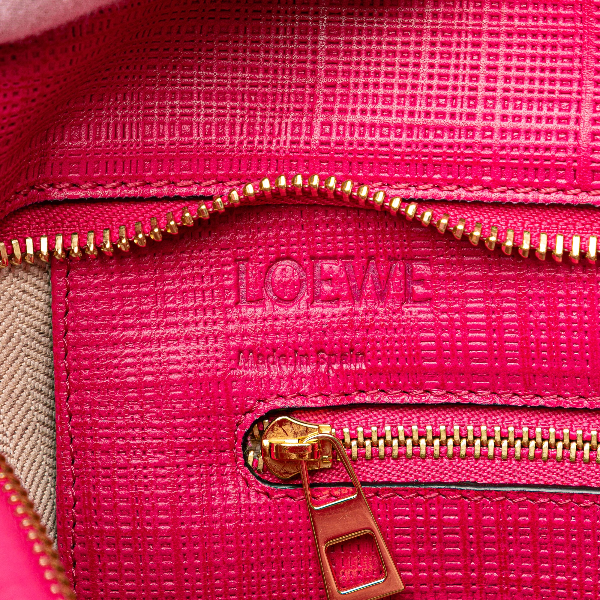 LOEWE | Pre-Owned Anagram Leather Shopper Tote | Pink/Hot Pink - Image 8