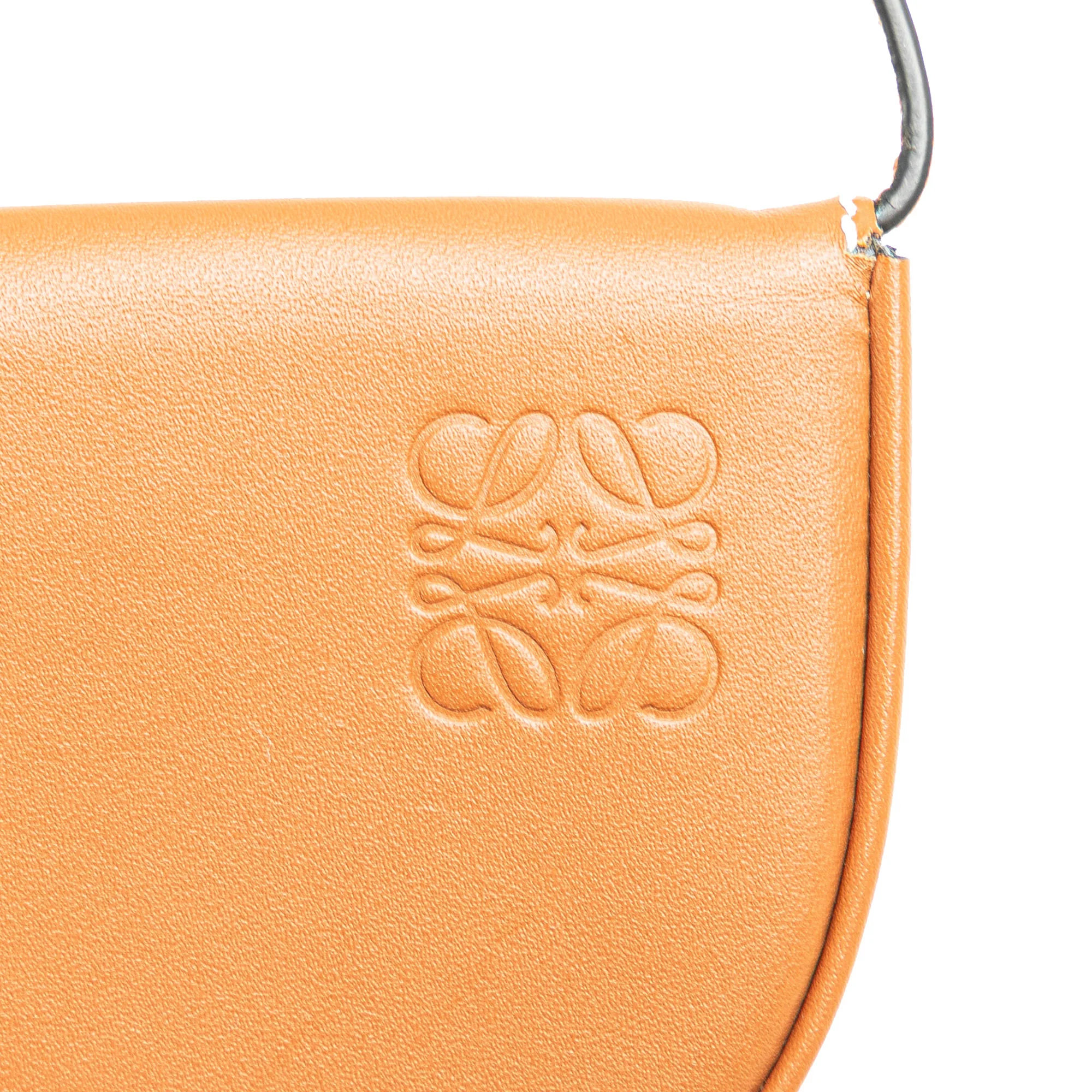 LOEWE | Pre-Owned Mini Soft Calfskin Heel Pouch | Brown - Image 12