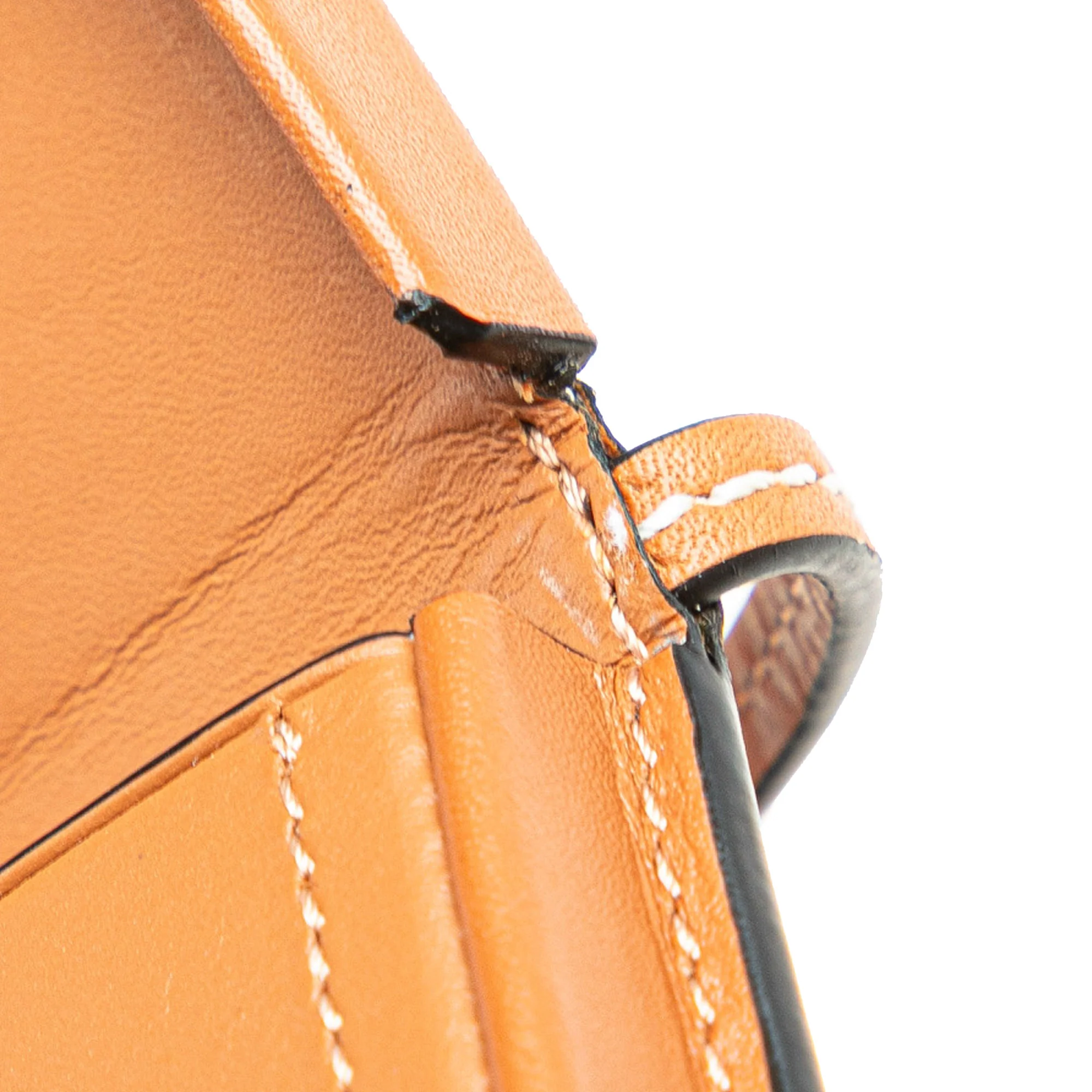 LOEWE | Pre-Owned Mini Soft Calfskin Heel Pouch | Brown - Image 2