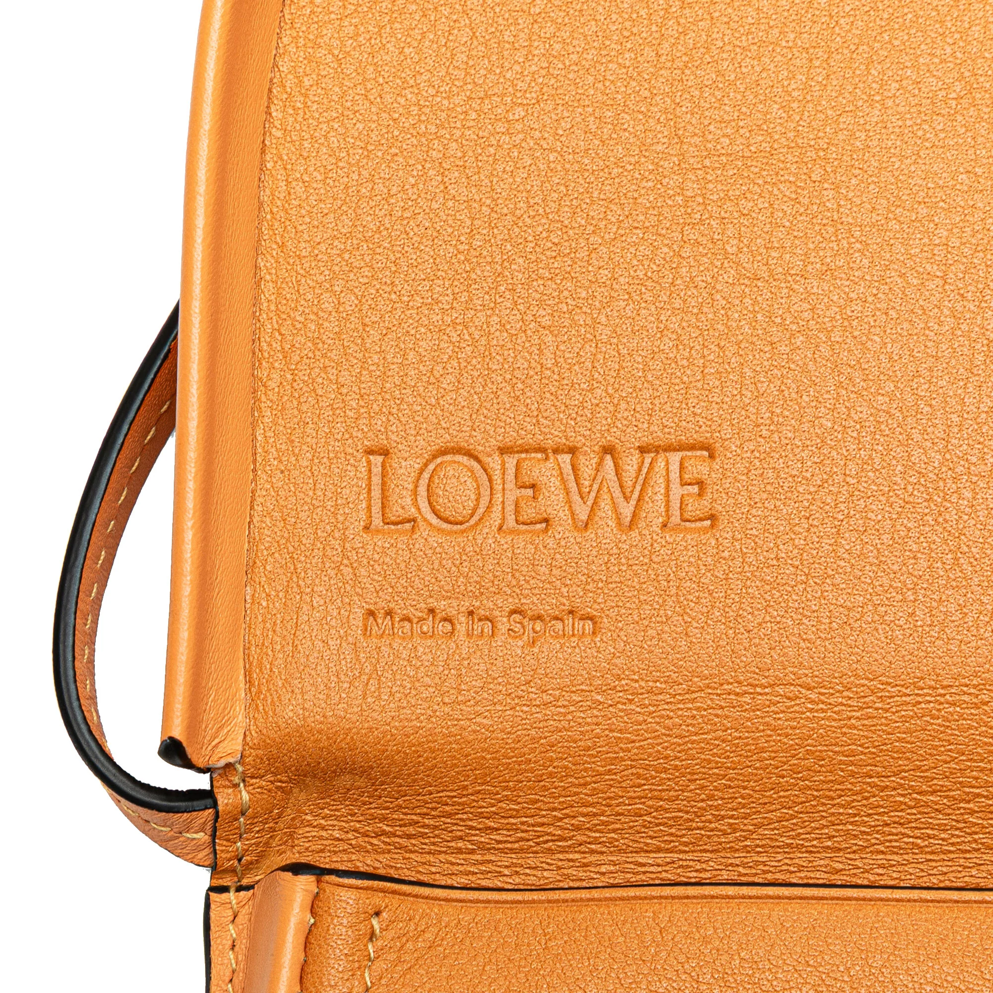LOEWE | Pre-Owned Small Soft Calfskin Heel Pouch | Orange/Light Orange - Image 12