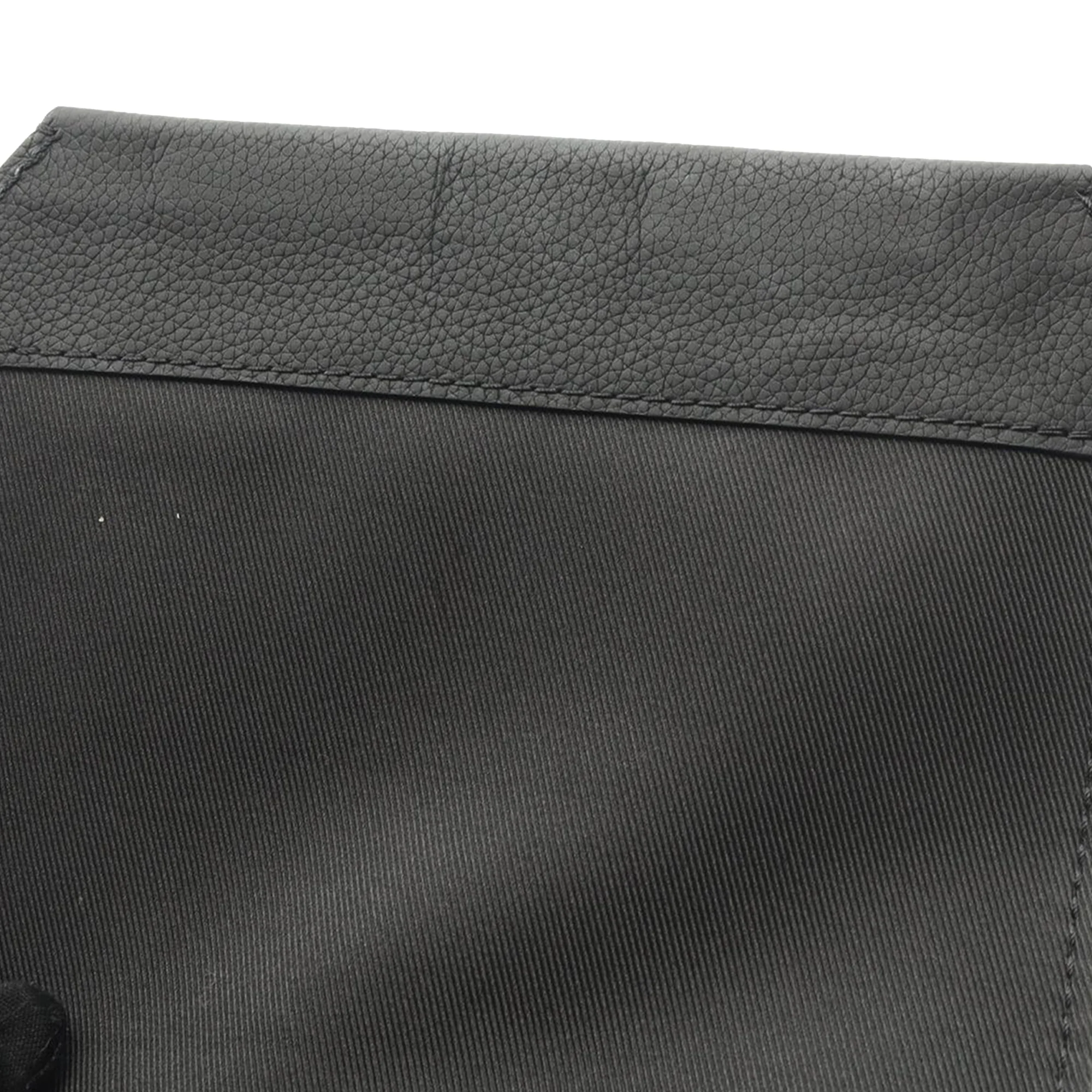 Louis Vuitton | Pre-Owned Aerogram Fastline Wearable Wallet | Black - Image 7