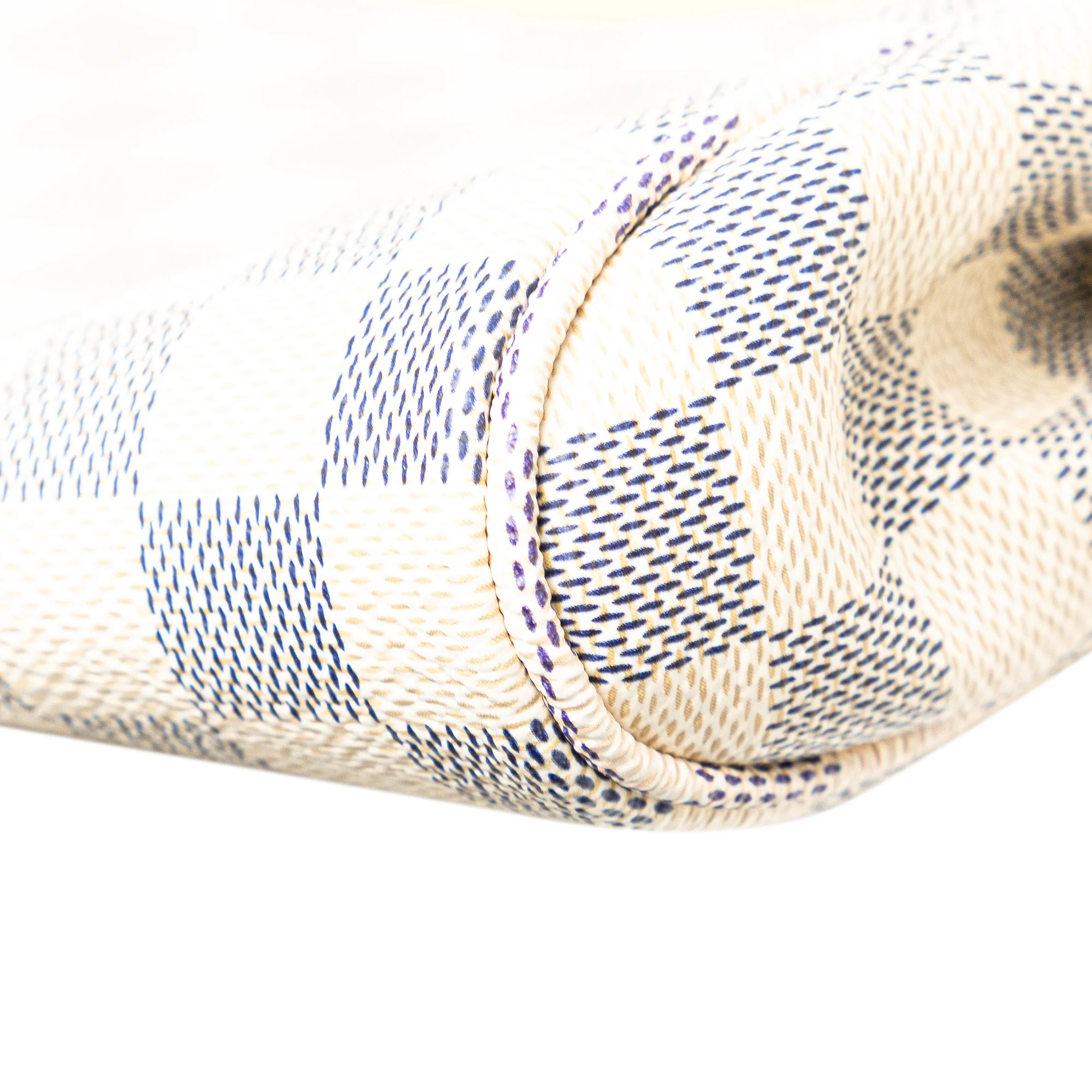 Louis Vuitton | Pre-Owned Damier Azur Favorite MM | White - Image 11
