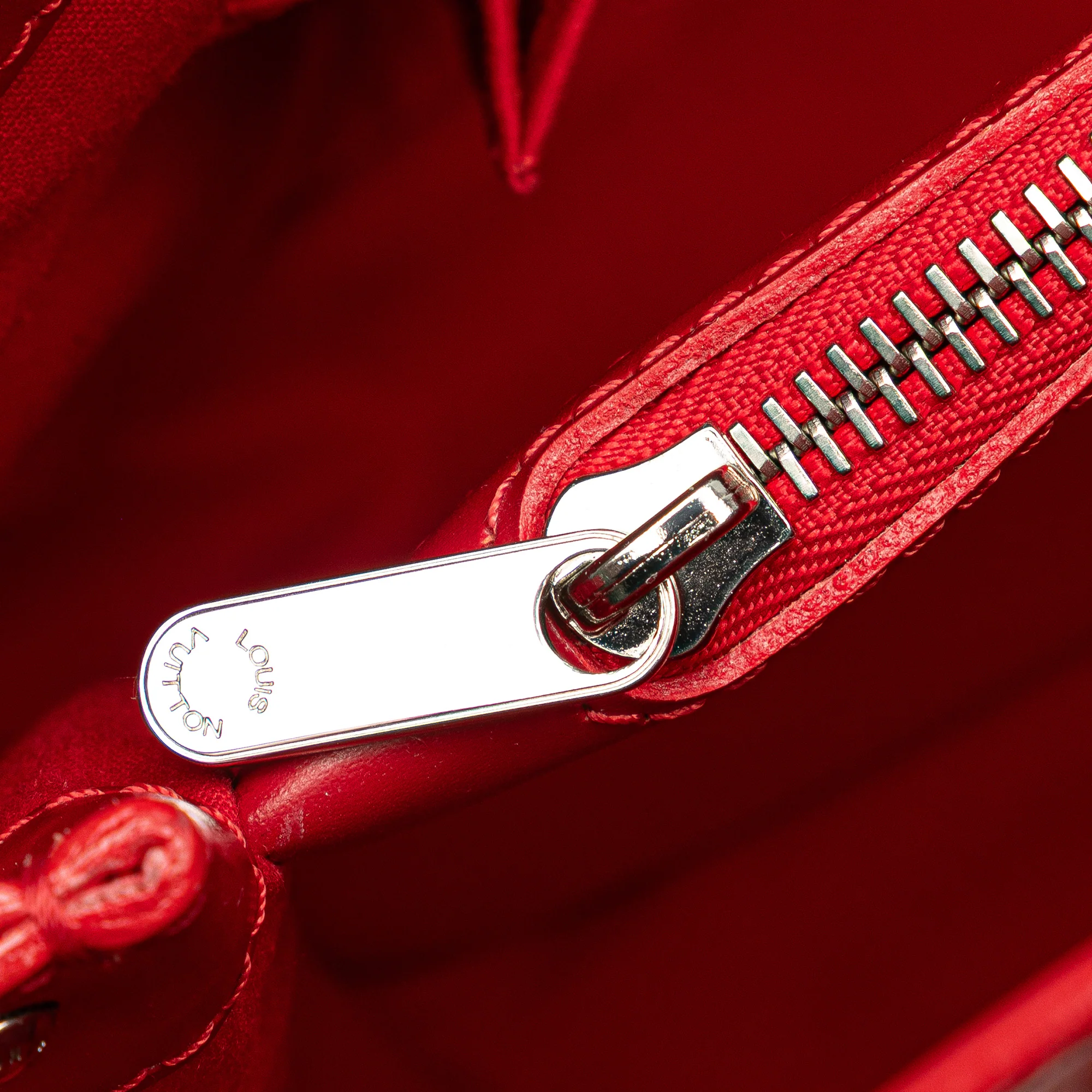 Louis Vuitton | Pre-Owned Epi Passy PM | Red - Image 11