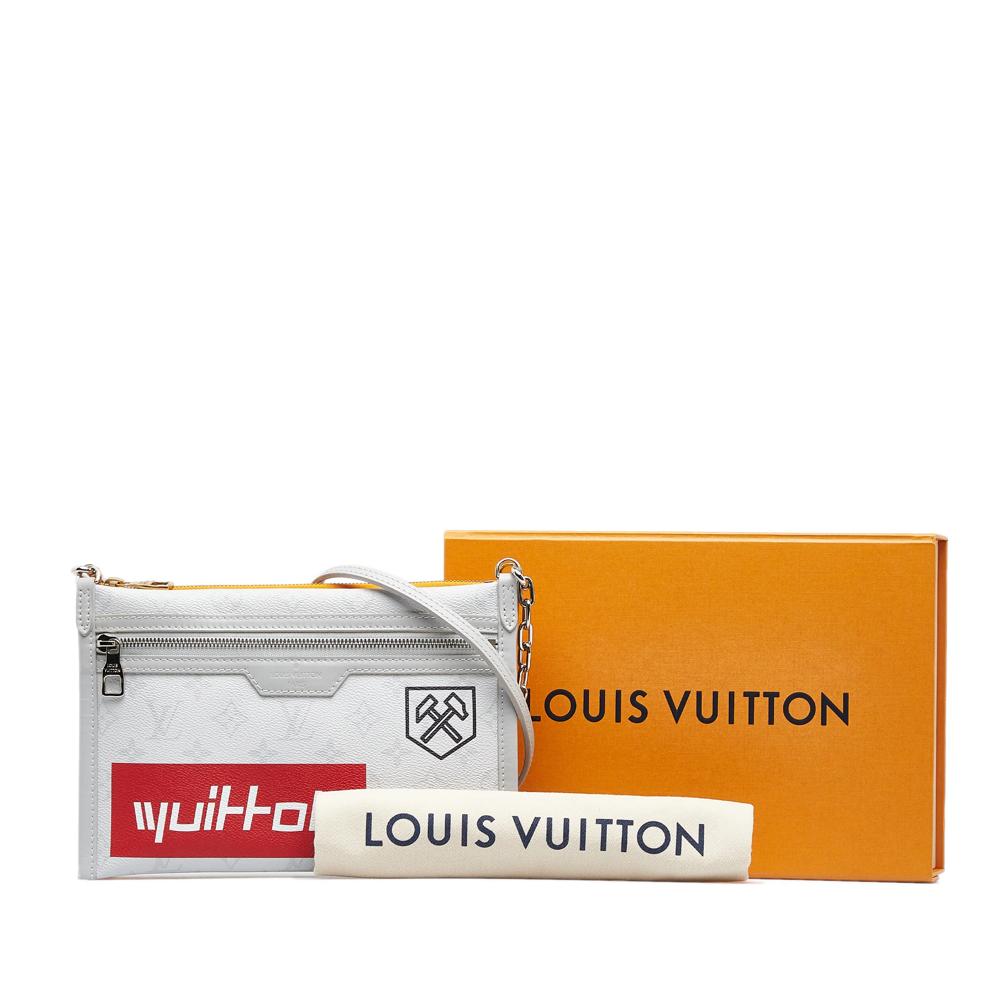 Louis Vuitton | Pre-Owned Monogram Antartica Double Flat Messenger - II | Gray/Light Gray - Image 3