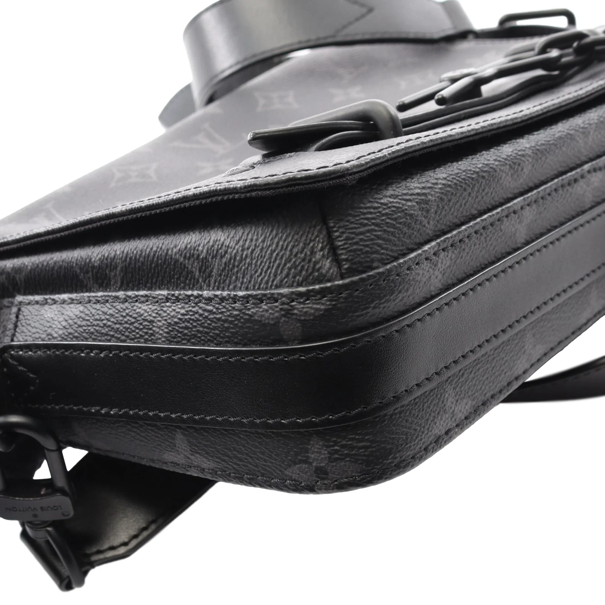 Louis Vuitton | Pre-Owned Monogram Eclipse Steamer Messenger | Black - Image 7