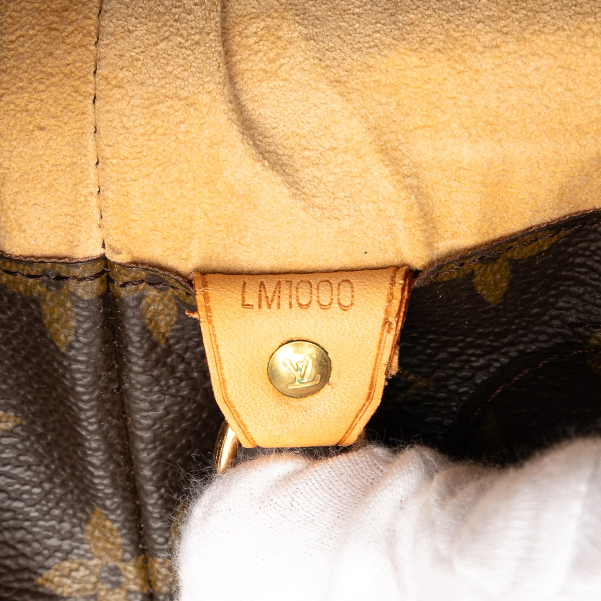 Louis Vuitton | Pre-Owned Monogram Luco | Brown - Image 6