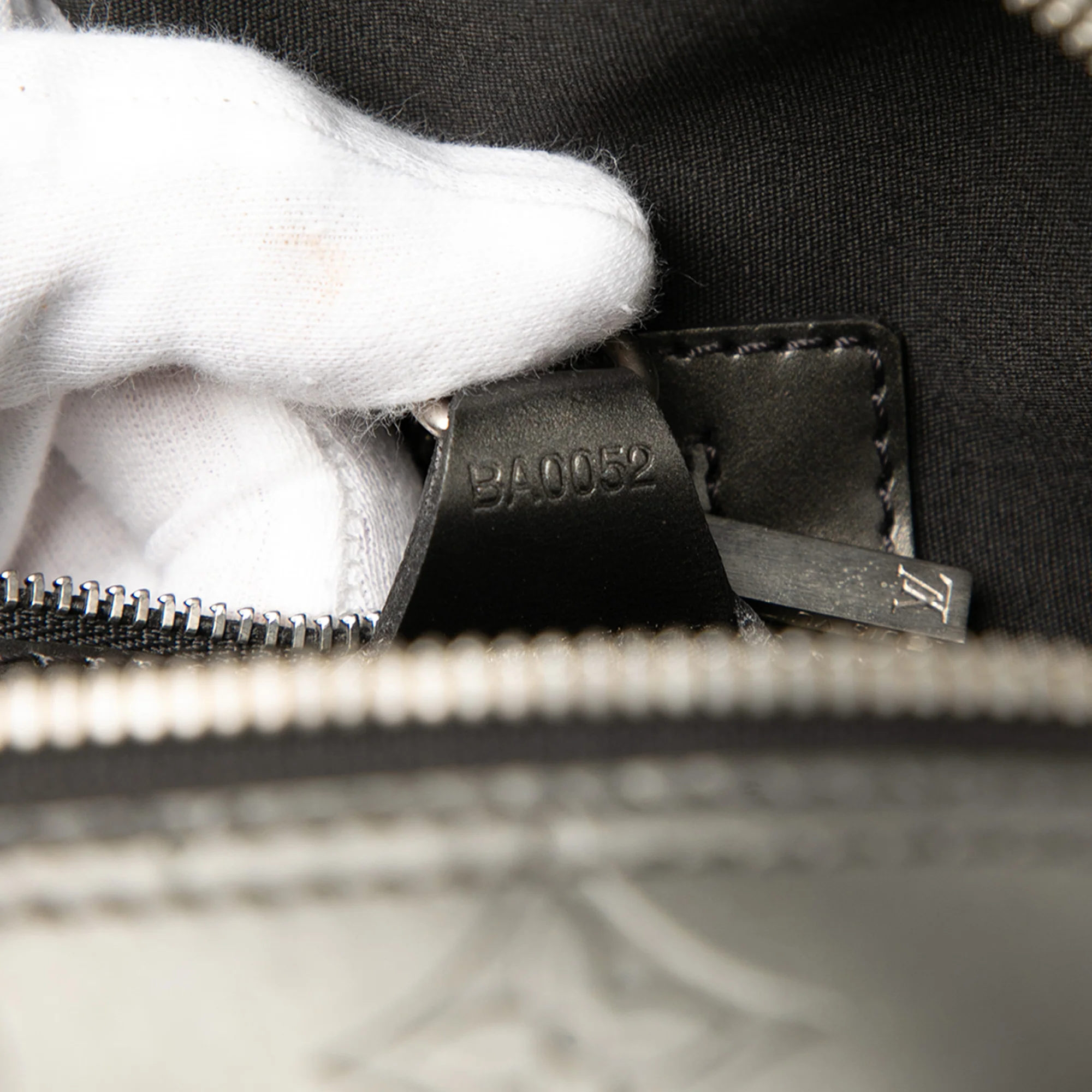 Louis Vuitton | Pre-Owned Monogram Mat Malden | Gray/Dark Gray - Image 6