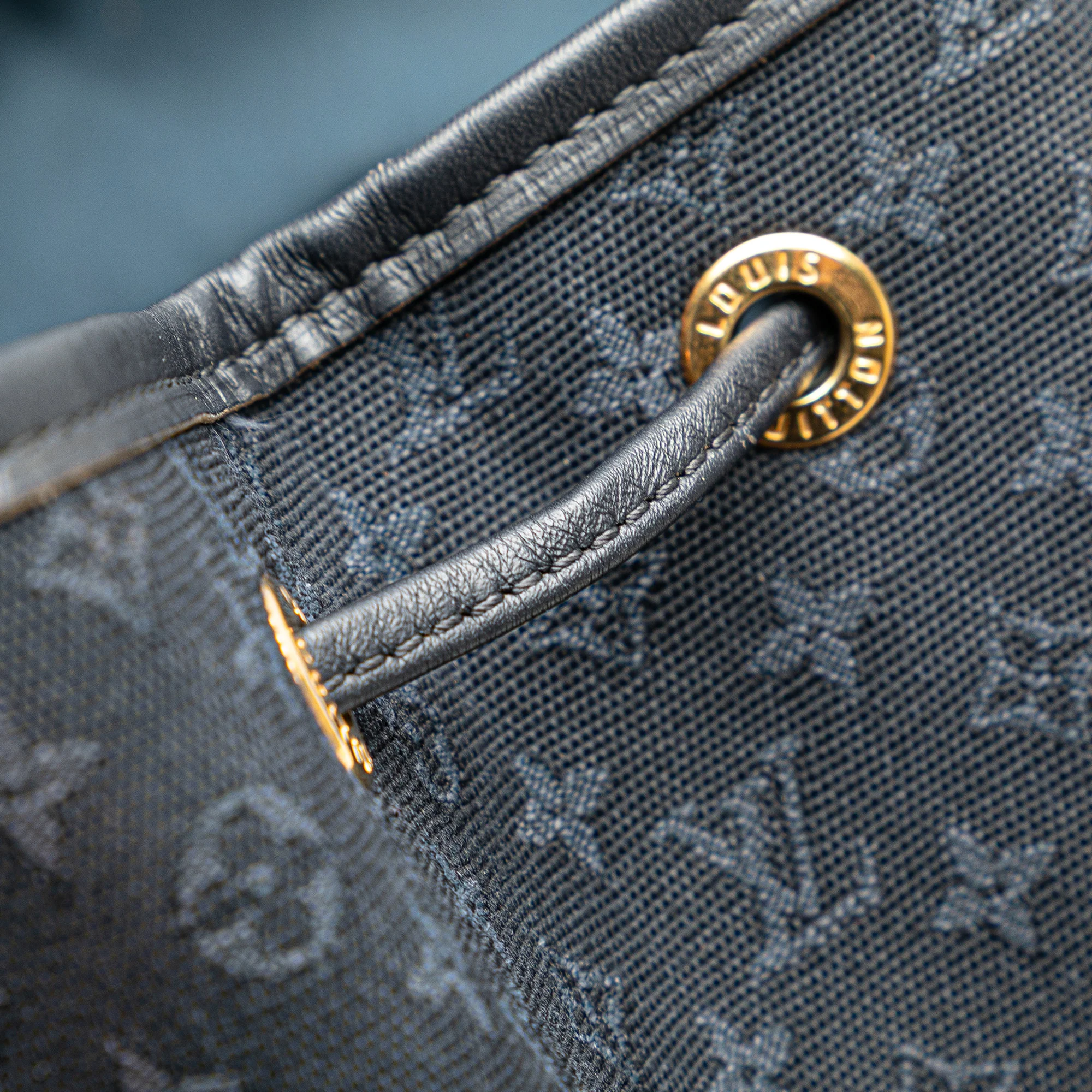 Louis Vuitton | Pre-Owned Monogram Mini Lin Montsouris GM | Blue/Dark Blue - Image 10