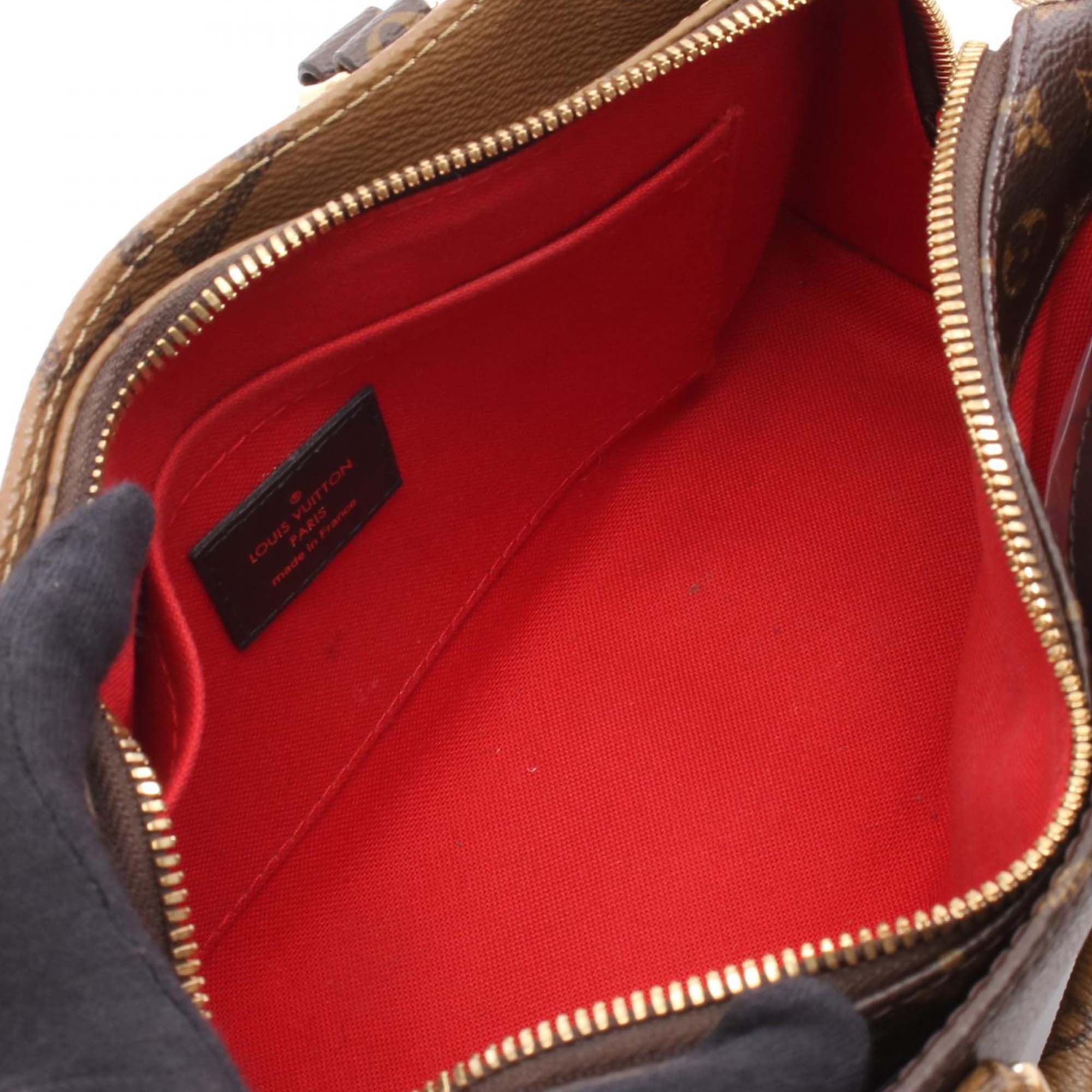 Louis Vuitton | Pre-Owned Monogram OnTheGo East West | Brown - Image 3
