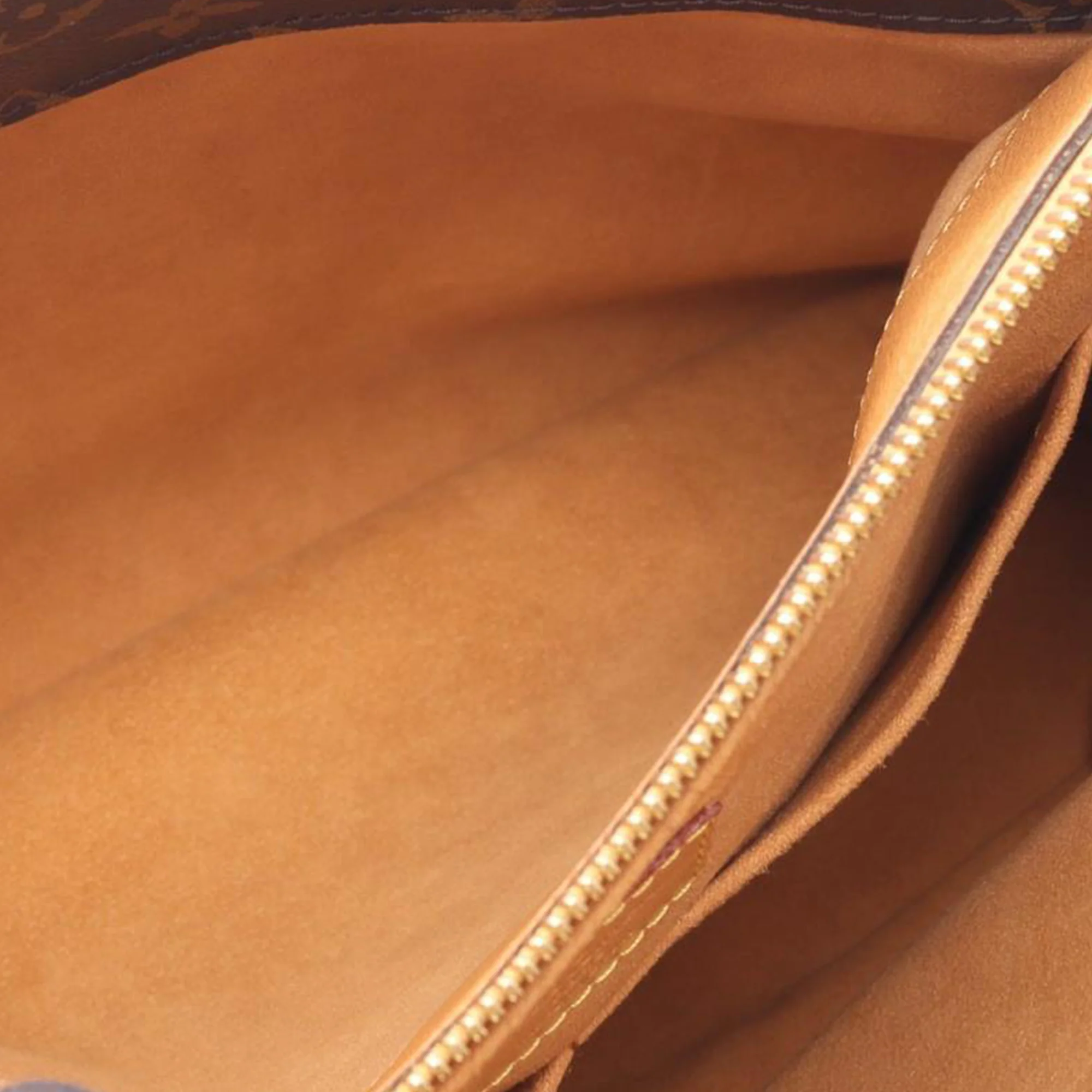 Louis Vuitton | Pre-Owned Monogram Pallas MM | Brown - Image 8