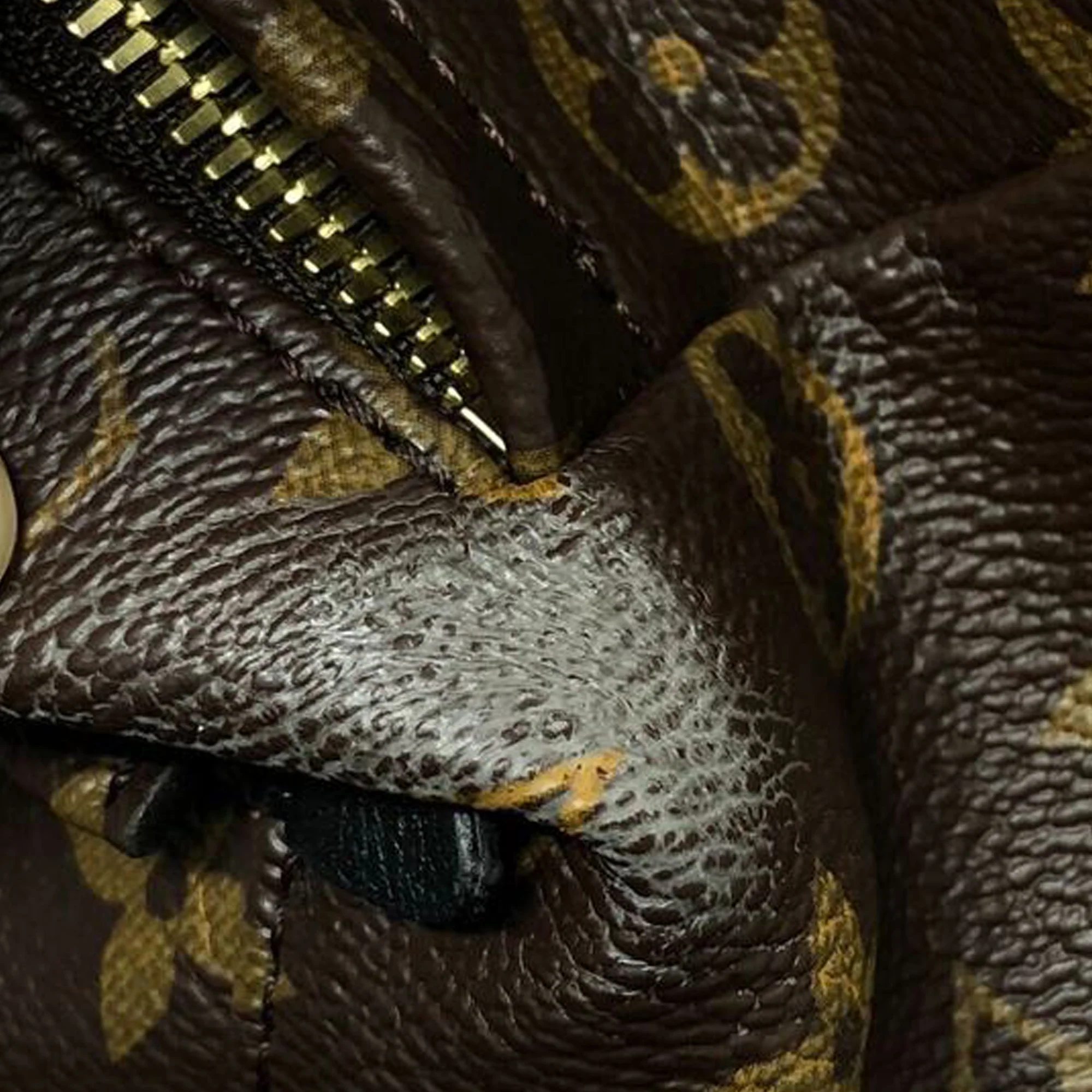 Louis Vuitton | Pre-Owned Monogram Palm Springs MM | Brown - Image 4