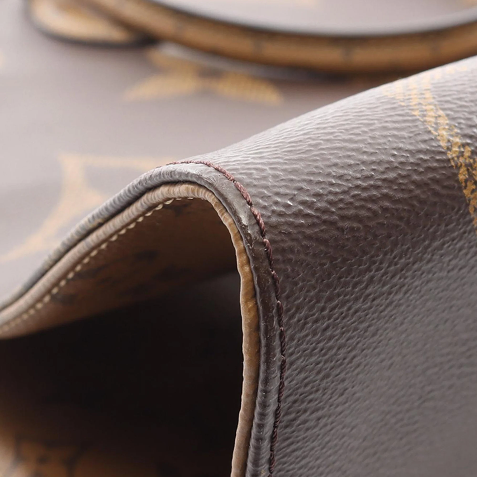 Louis Vuitton | Pre-Owned Monogram Reverse Giant OnTheGo GM - I | Brown - Image 7
