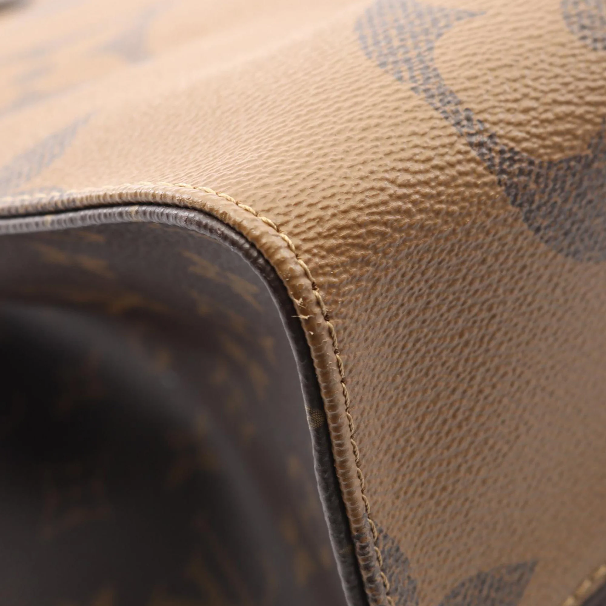 Louis Vuitton | Pre-Owned Monogram Reverse Giant OnTheGo GM - II | Brown - Image 9