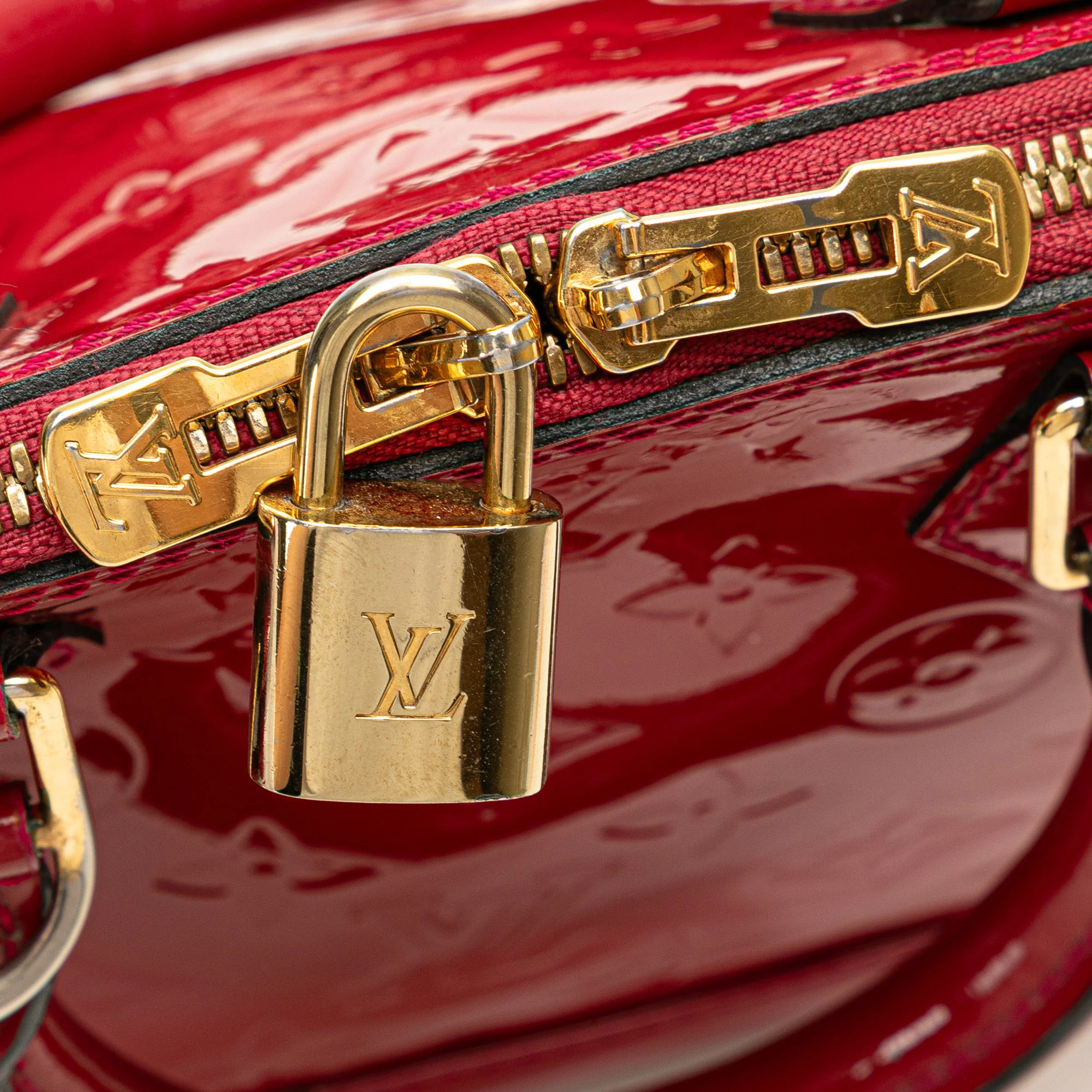 Louis Vuitton | Pre-Owned Monogram Vernis Alma BB | Red - Image 10