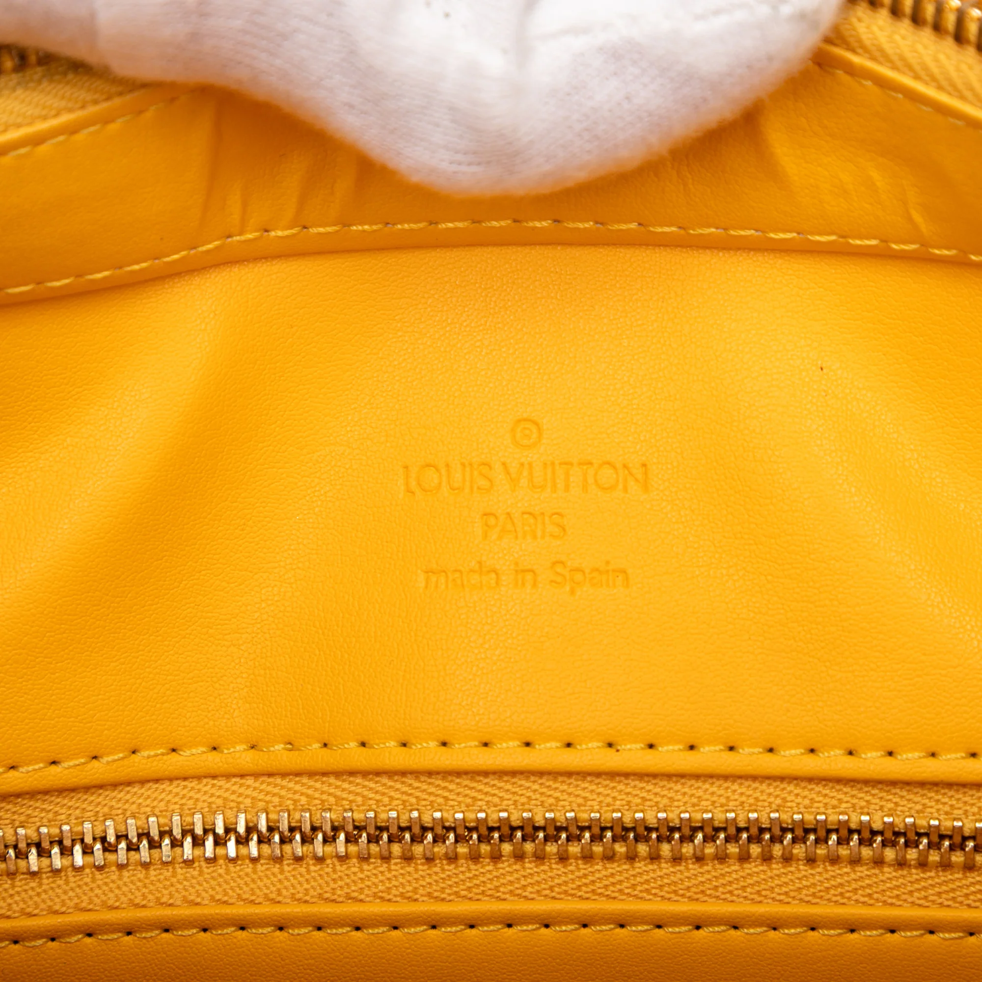 Louis Vuitton | Pre-Owned Monogram Vernis Houston | Yellow/Light Yellow - Image 6