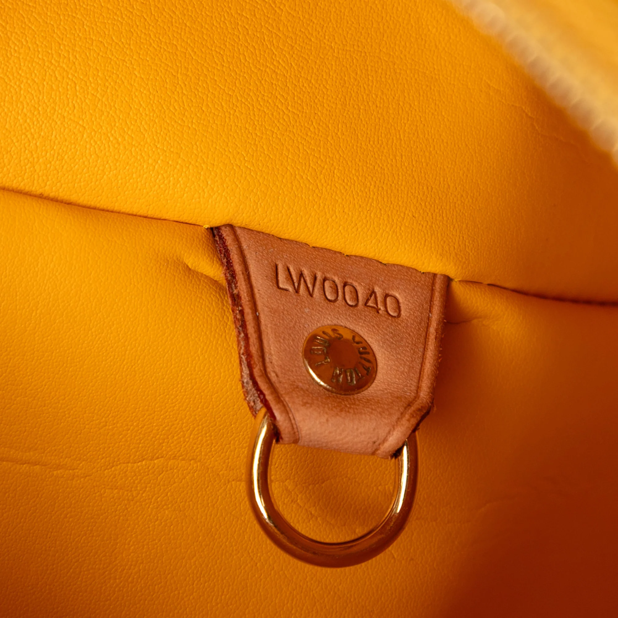 Louis Vuitton | Pre-Owned Monogram Vernis Houston | Yellow/Light Yellow - Image 7