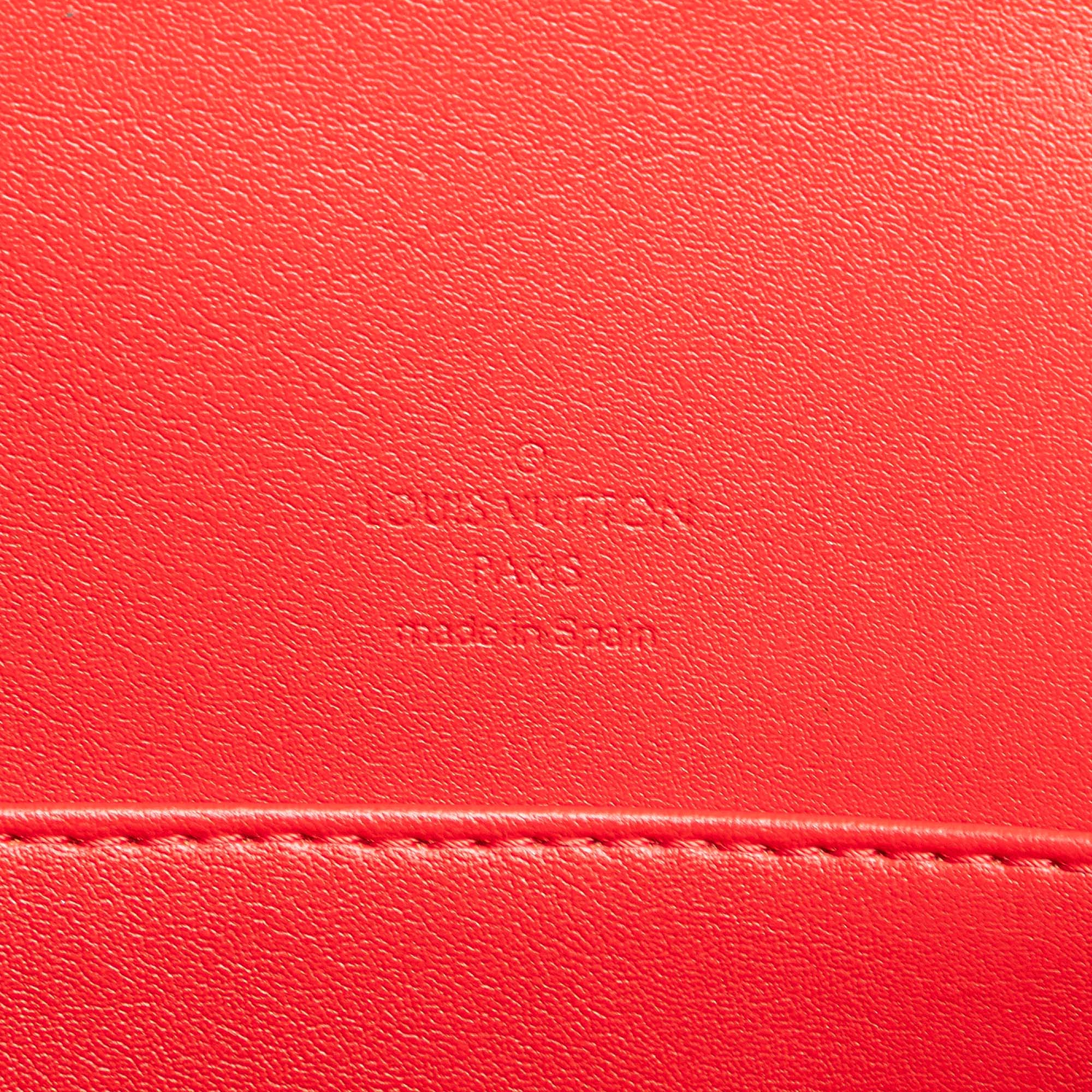 Louis Vuitton | Pre-Owned Monogram Vernis Thompson Street | Red - Image 9